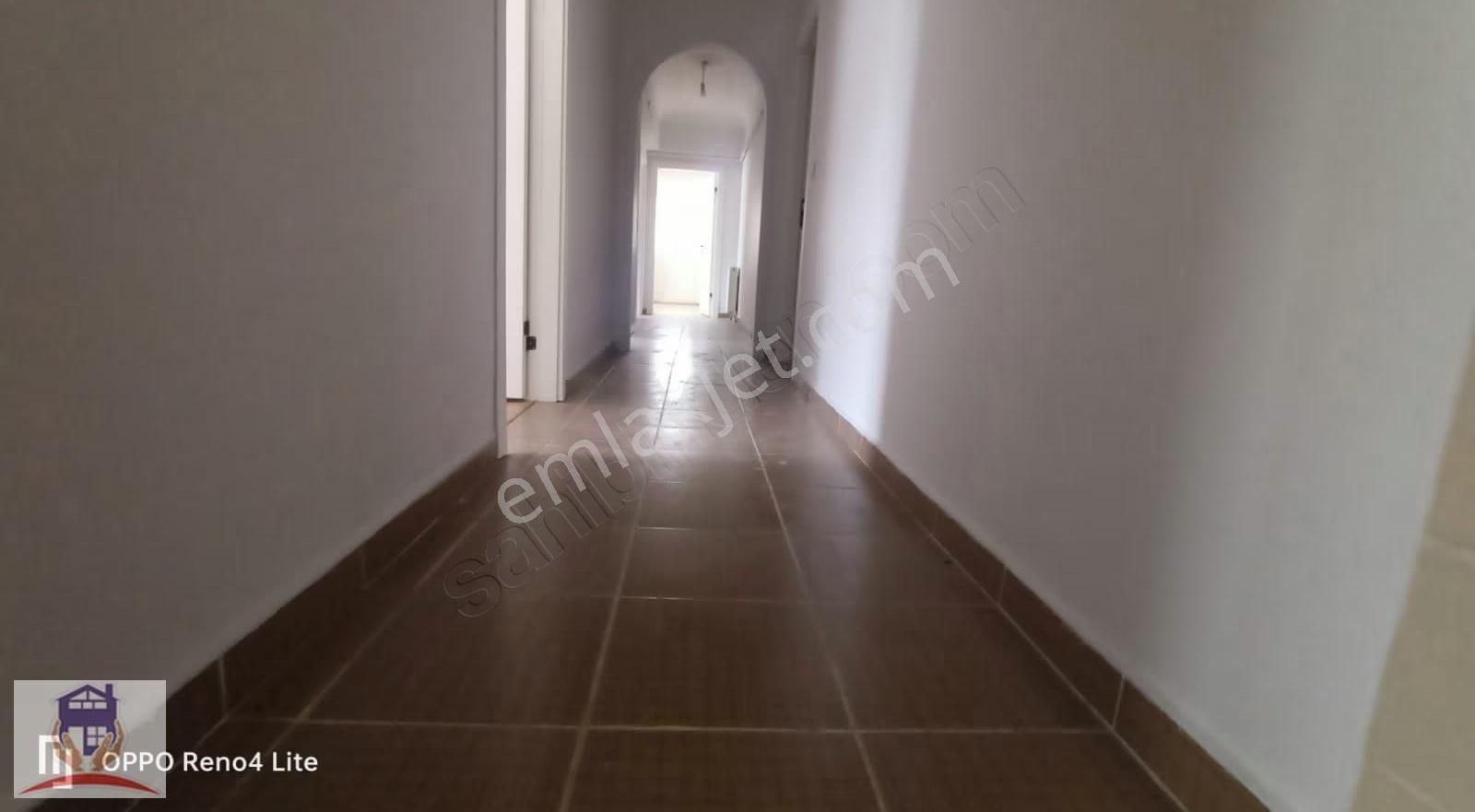 Pursaklar'da Ara Kat Merkezi Konum Kiralık 3+1 Daire - Görsel 21