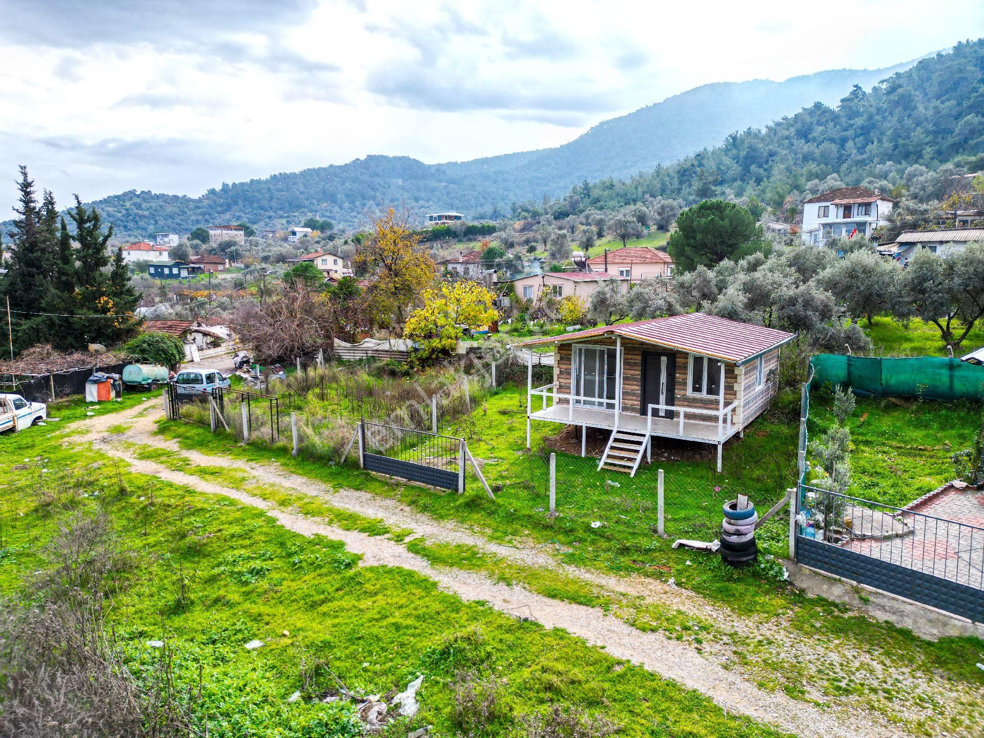 Köy İçi | 186 M² Resmi Tapulu | 65 M² Evli Tarla - Görsel 4