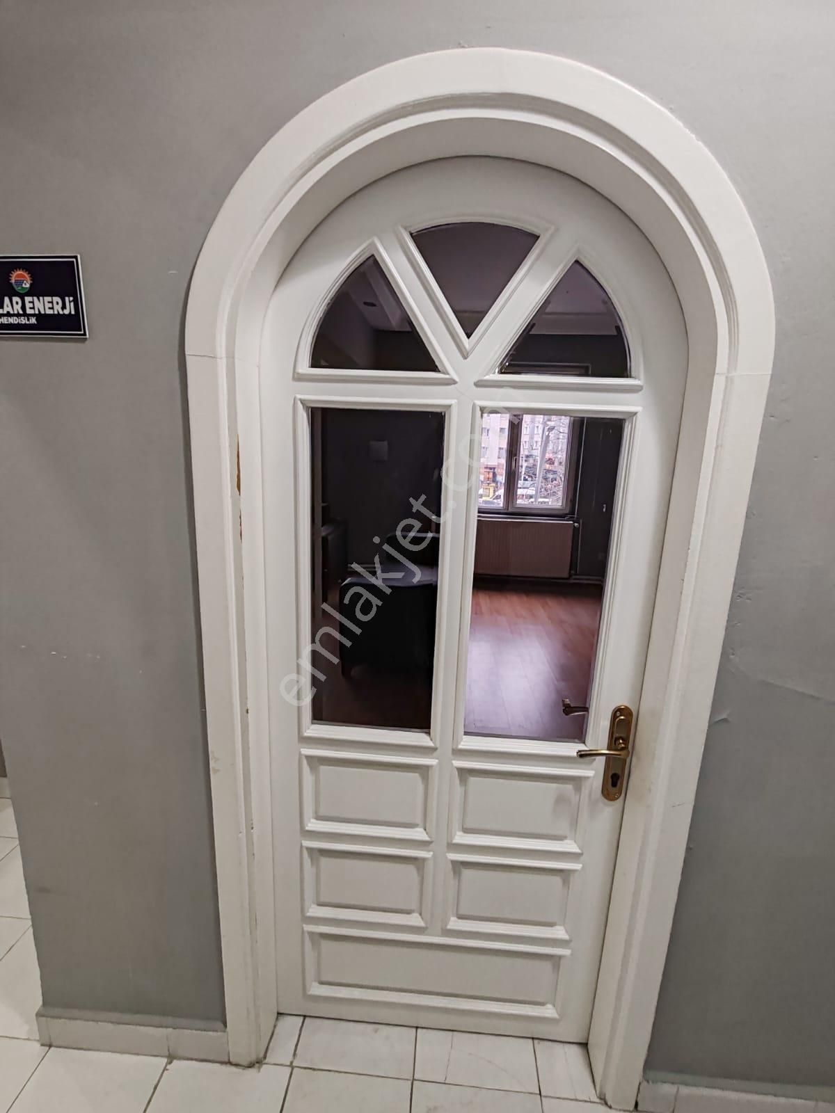 Giresun Merkez Meydan'da 30m2 Kiralık Eşyalı Ofisler - Görsel 9