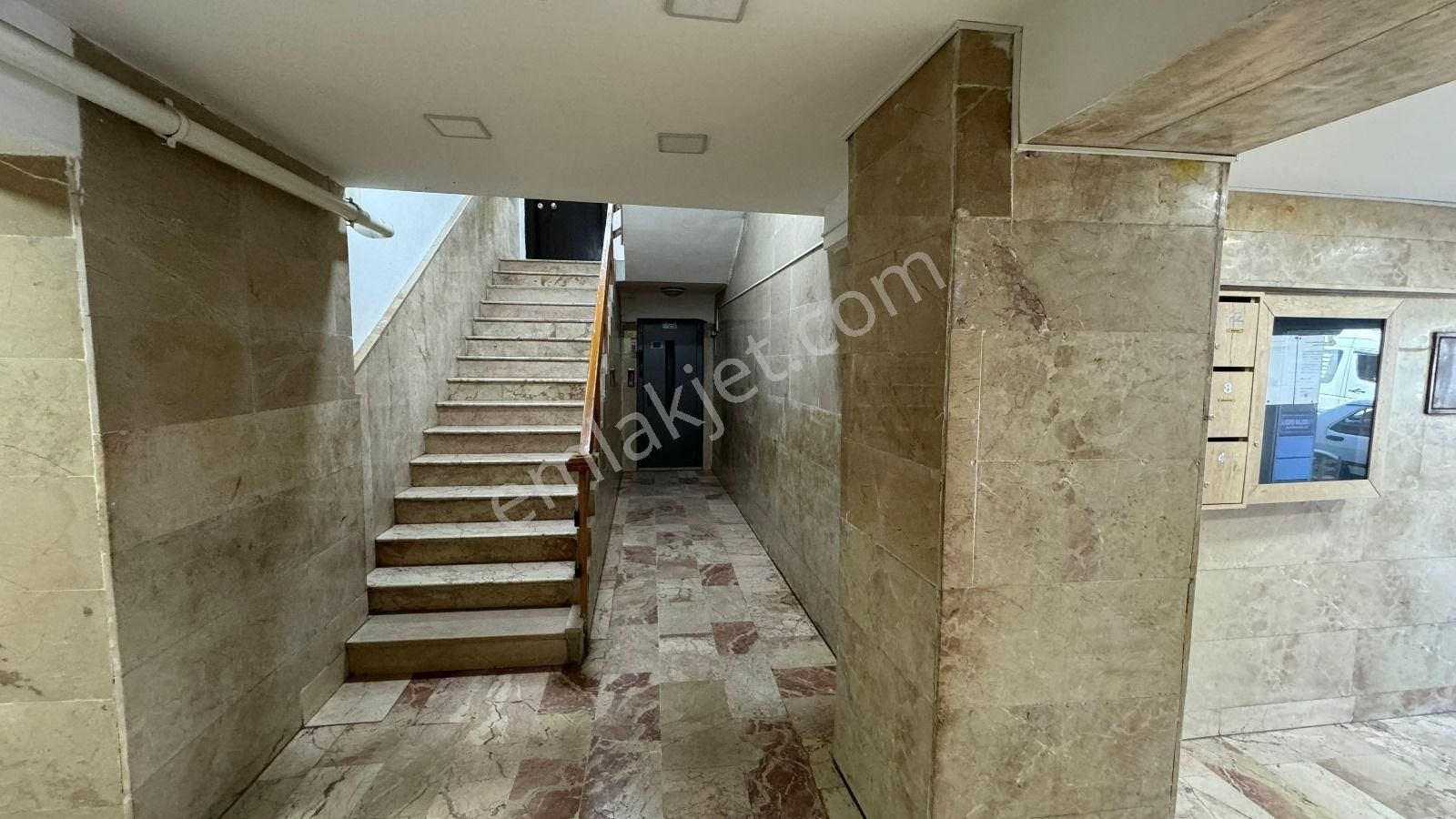 Giresun Merkez Meydan'da 30m2 Kiralık Eşyalı Ofisler - Görsel 5