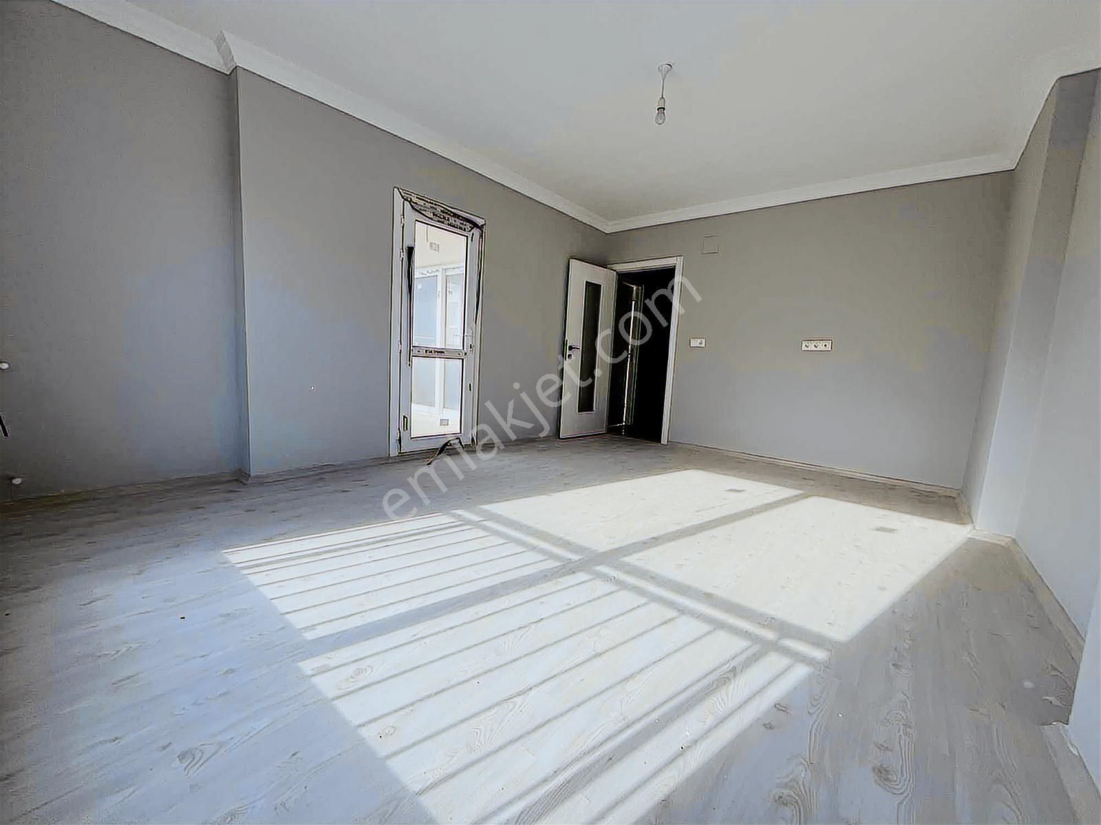 Sofude'de 3+1 Açık Mutfak Cadde Üzeri Geniş 3 Cepheli Daire - Görsel 4