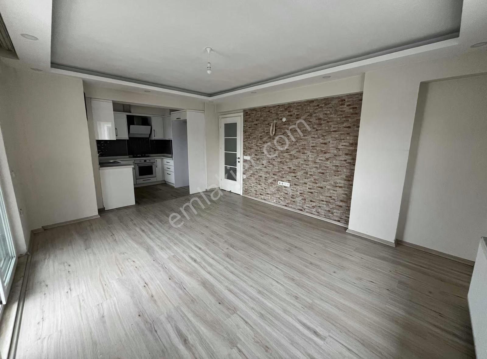 Gizem'li Emlak'dan 2+1 Kiralık Geniş Daire - Görsel 3