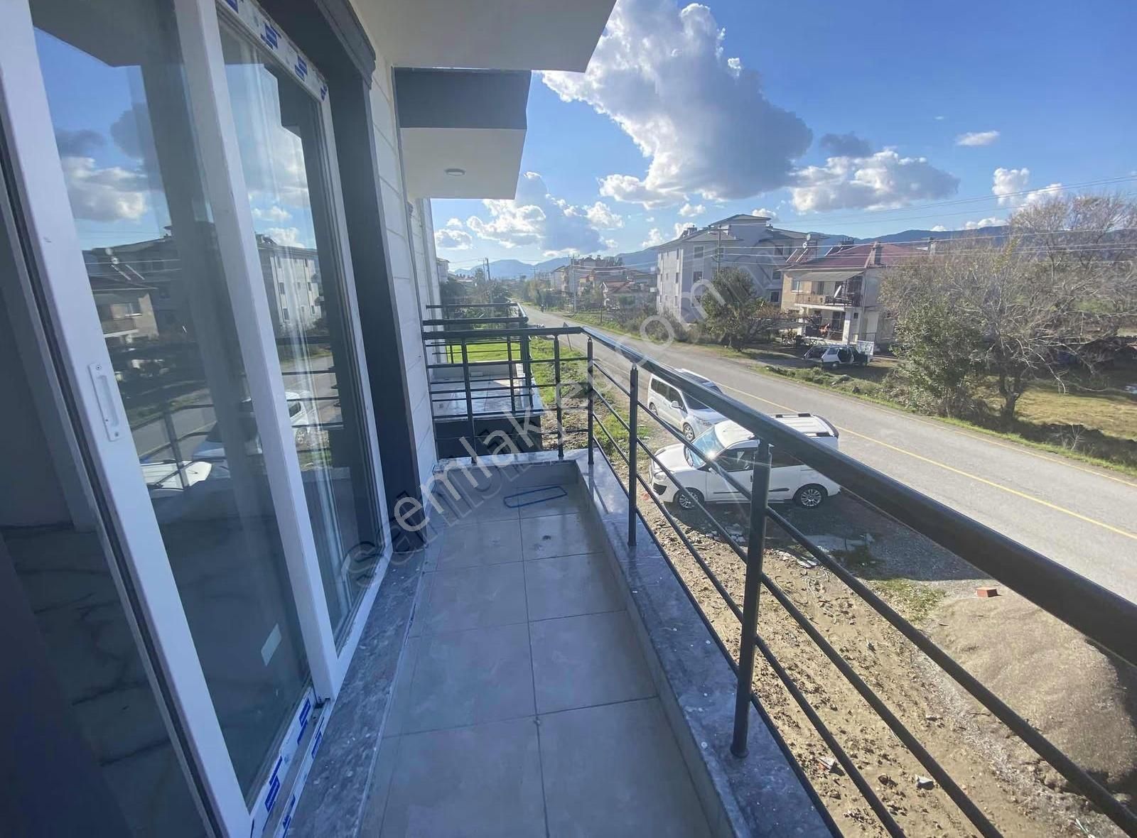 Gizem'li Emlaktan Sarıgerme Yolu Üzerinde Satılık Lüks 2+1 Daire - Görsel 6