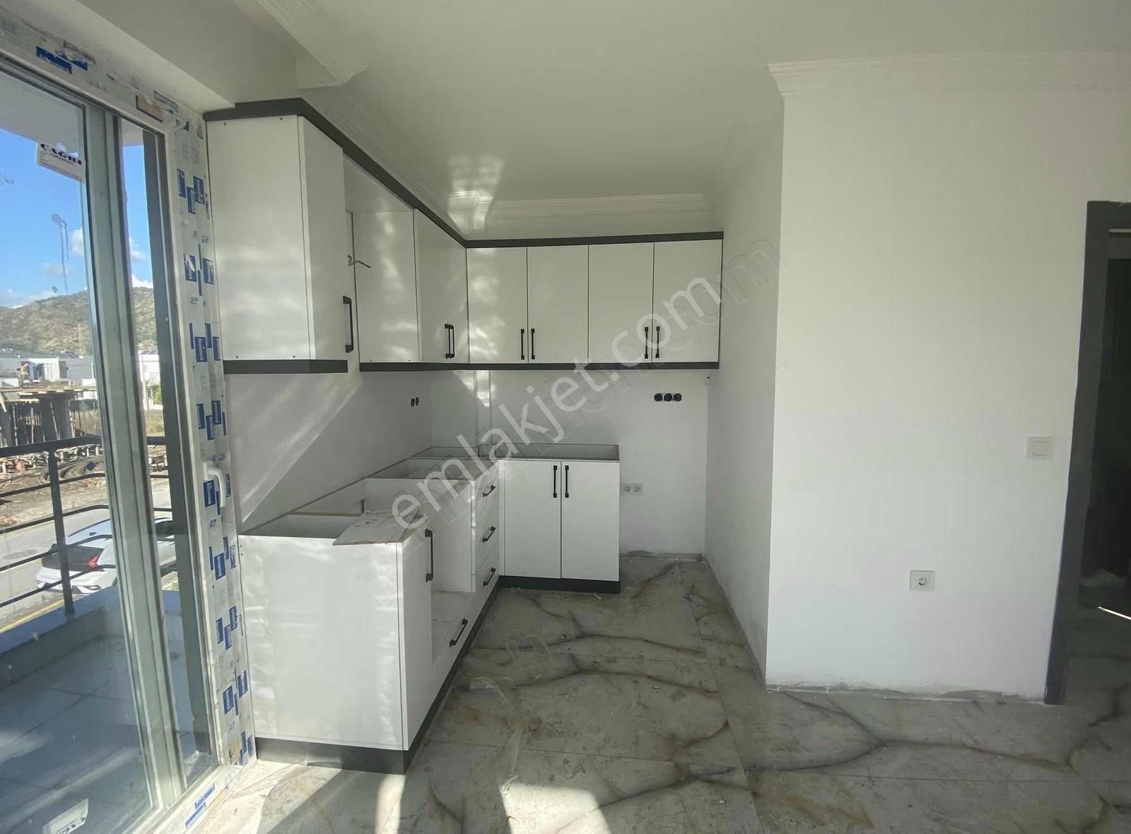 Gizem'li Emlaktan Sarıgerme Yolu Üzerinde Satılık Lüks 2+1 Daire - Görsel 13