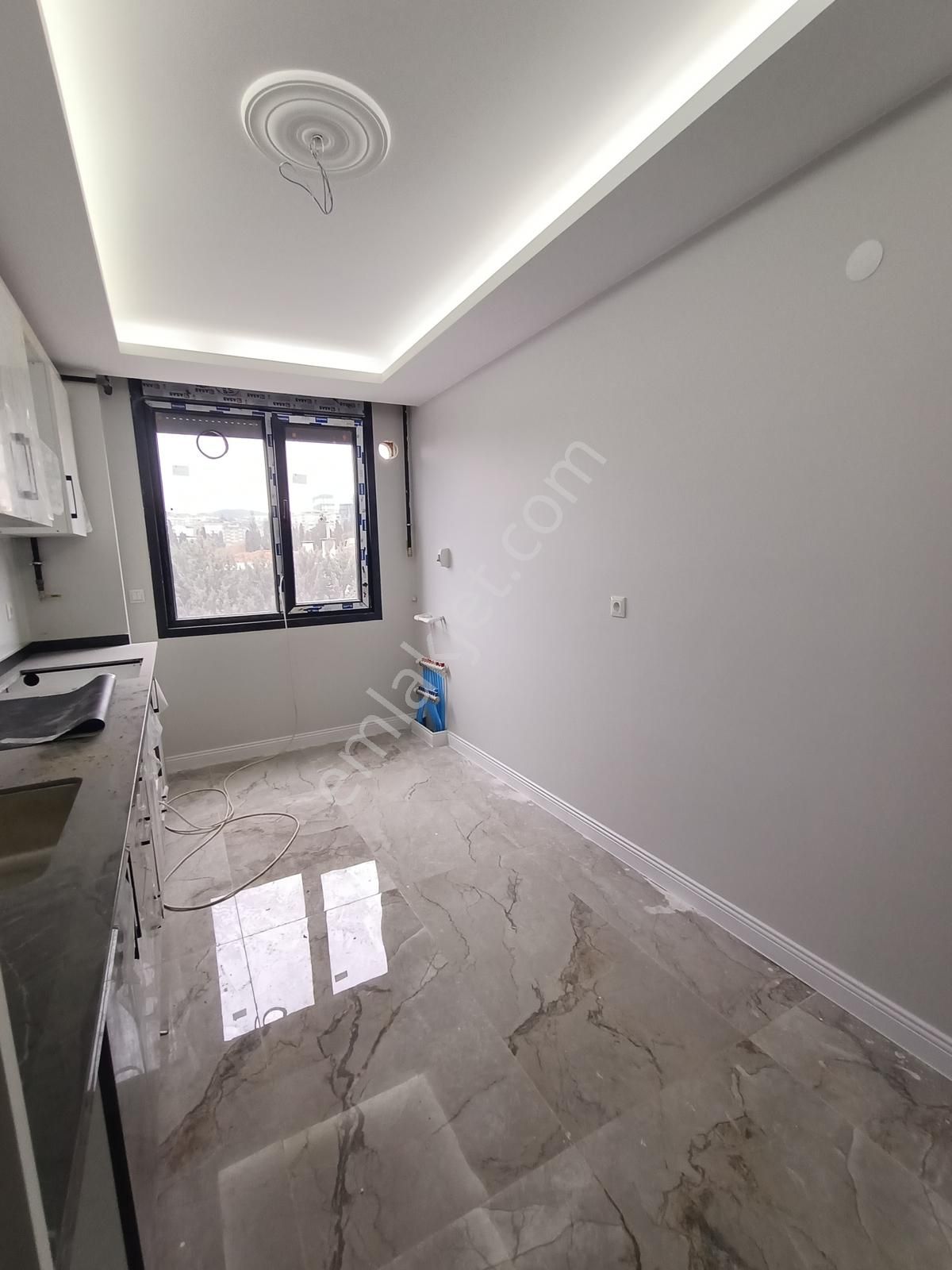 Akgün'den Pendik'te Çok Geniş 3+1 Satılık Daire - Görsel 6
