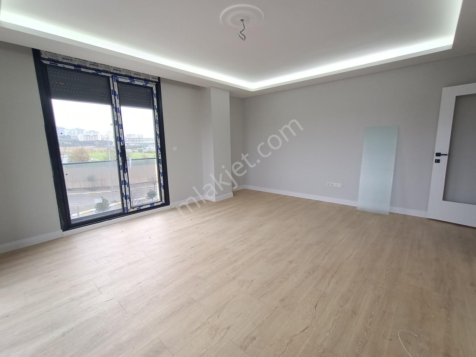 Akgün'den Pendik'te Çok Geniş 3+1 Satılık Daire - Görsel 27