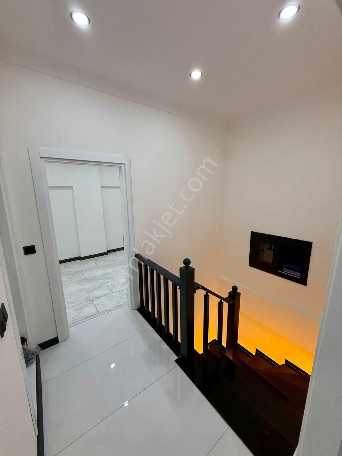 Efeler’de 3+1, Sıfır , Ayrı Mutfak Dublex - Görsel 8