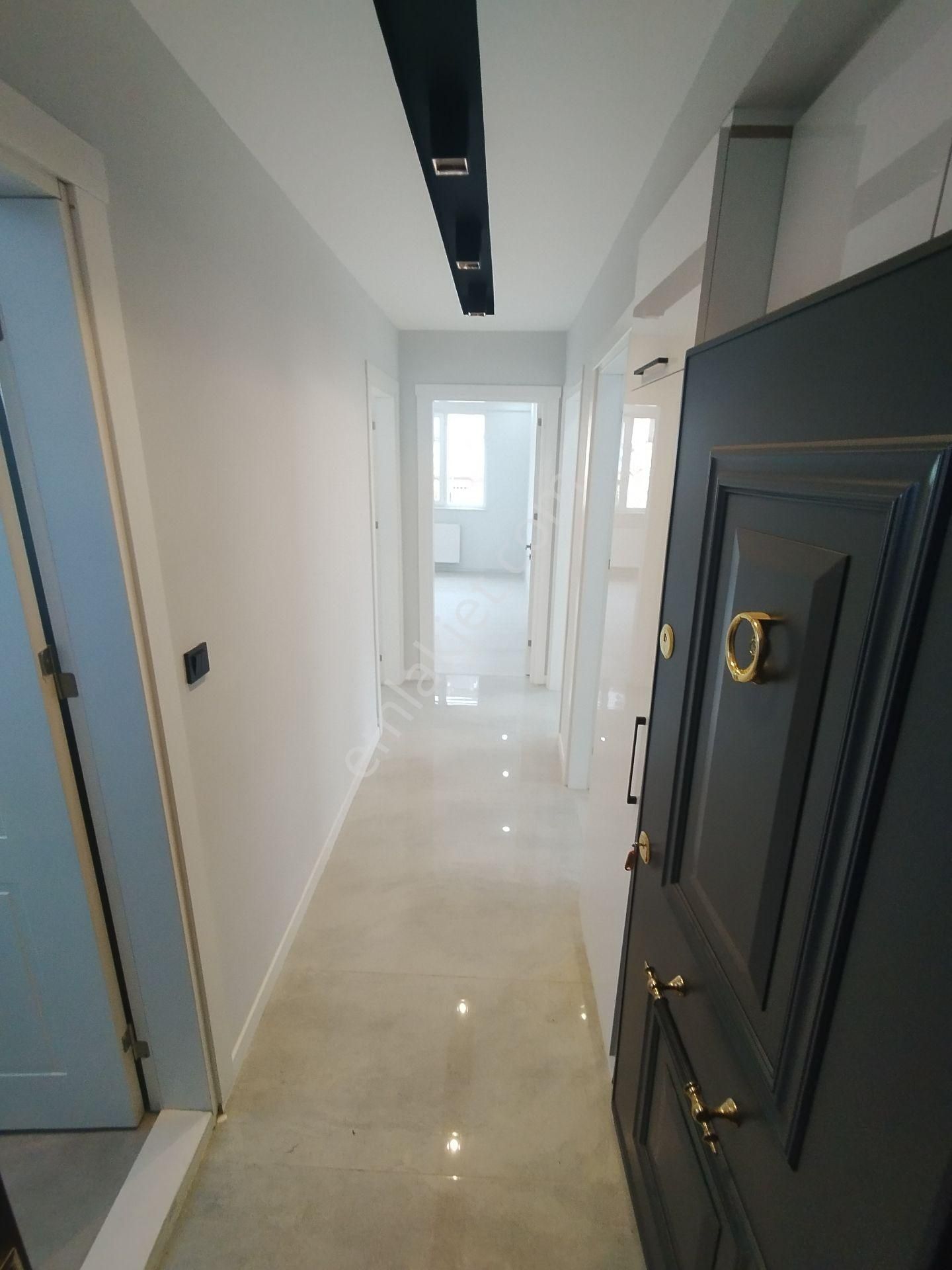 Denizli/kınıklı Mahallesi Üniversite Karşısı Kampüs İçi Homofislik Sıfır Tadilatlı Lüx Daire - Görsel 3