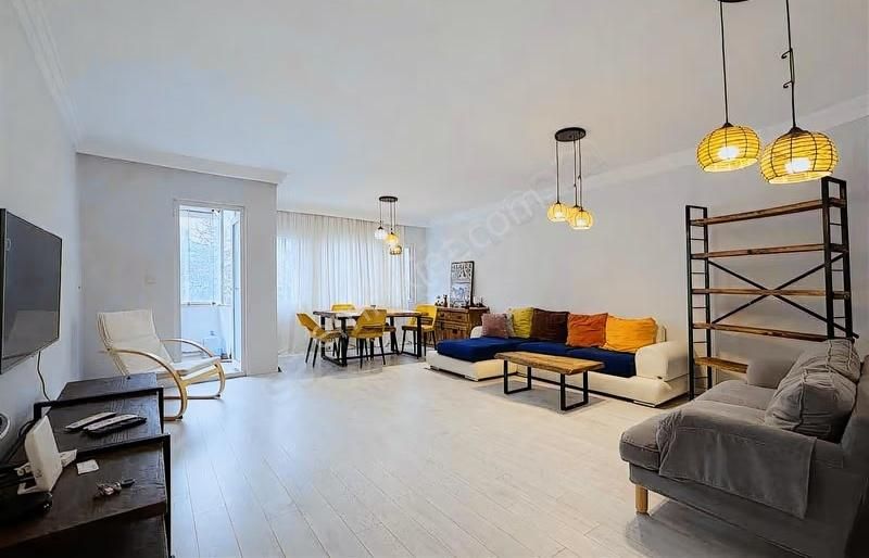 Yeşılkent 1'de Giyinme Odalı Masrafsız Geniş Daire - Görsel 9