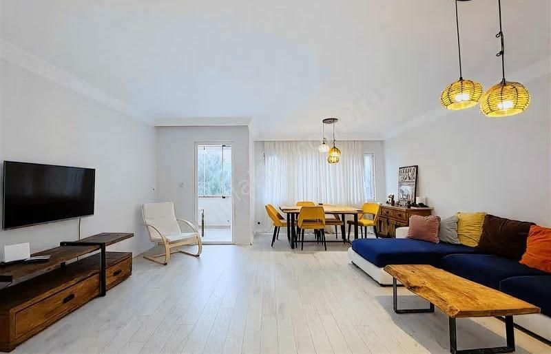 Yeşılkent 1'de Giyinme Odalı Masrafsız Geniş Daire - Görsel 26