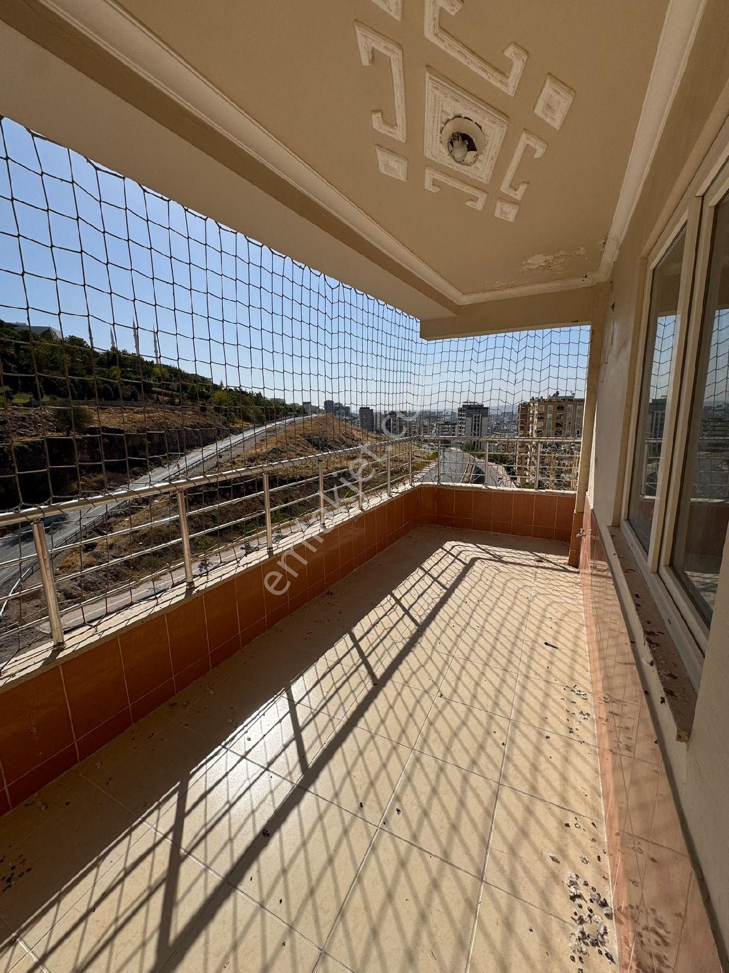 Karaköprü 2.35 Yoluna Sıfır Satılık - Kiralık 3+1 Daire - Görsel 13