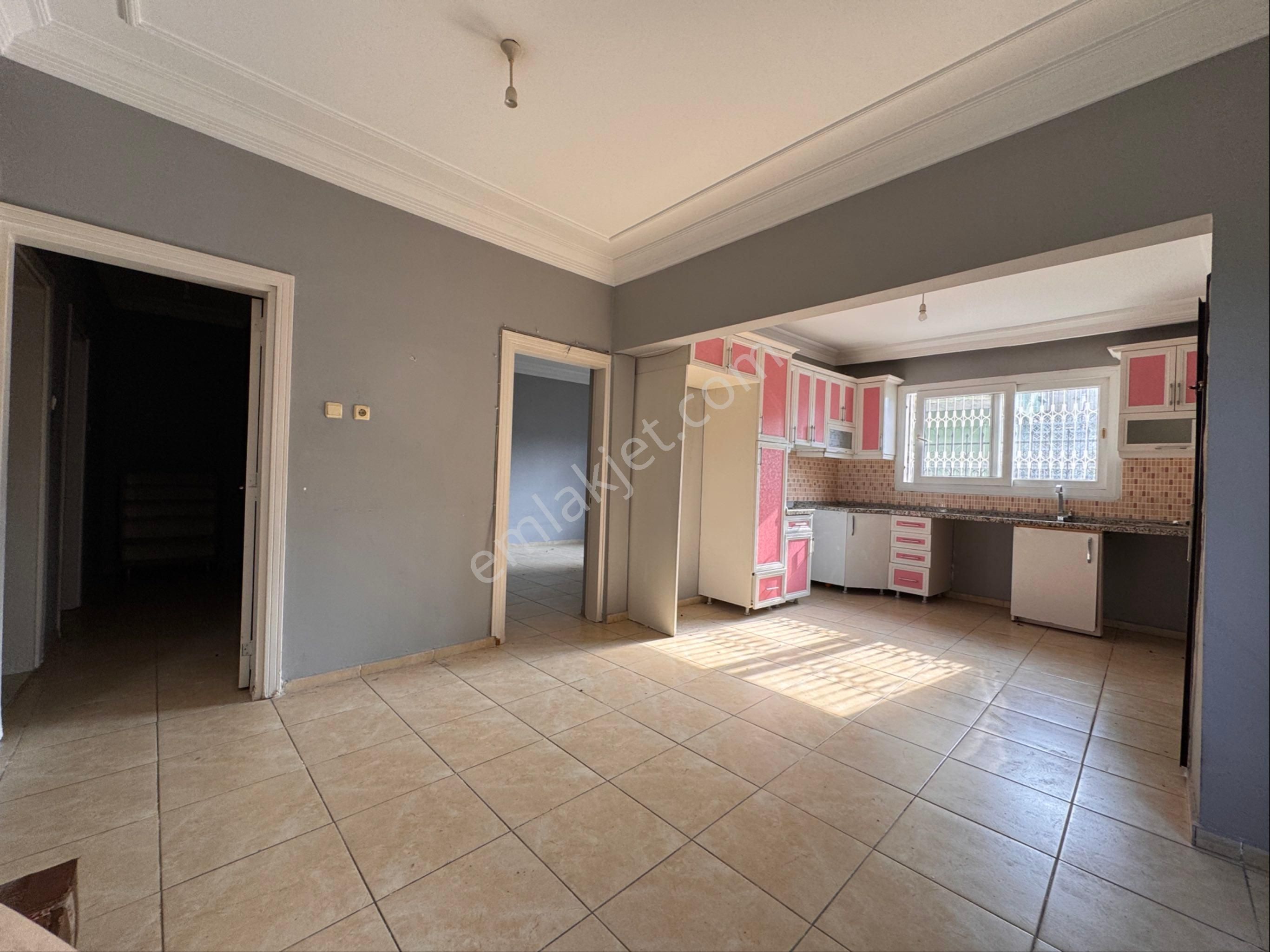 Namık Kemal Mah-giriş Kat-3+1 Kiralık Müstakil Ev - Görsel 7