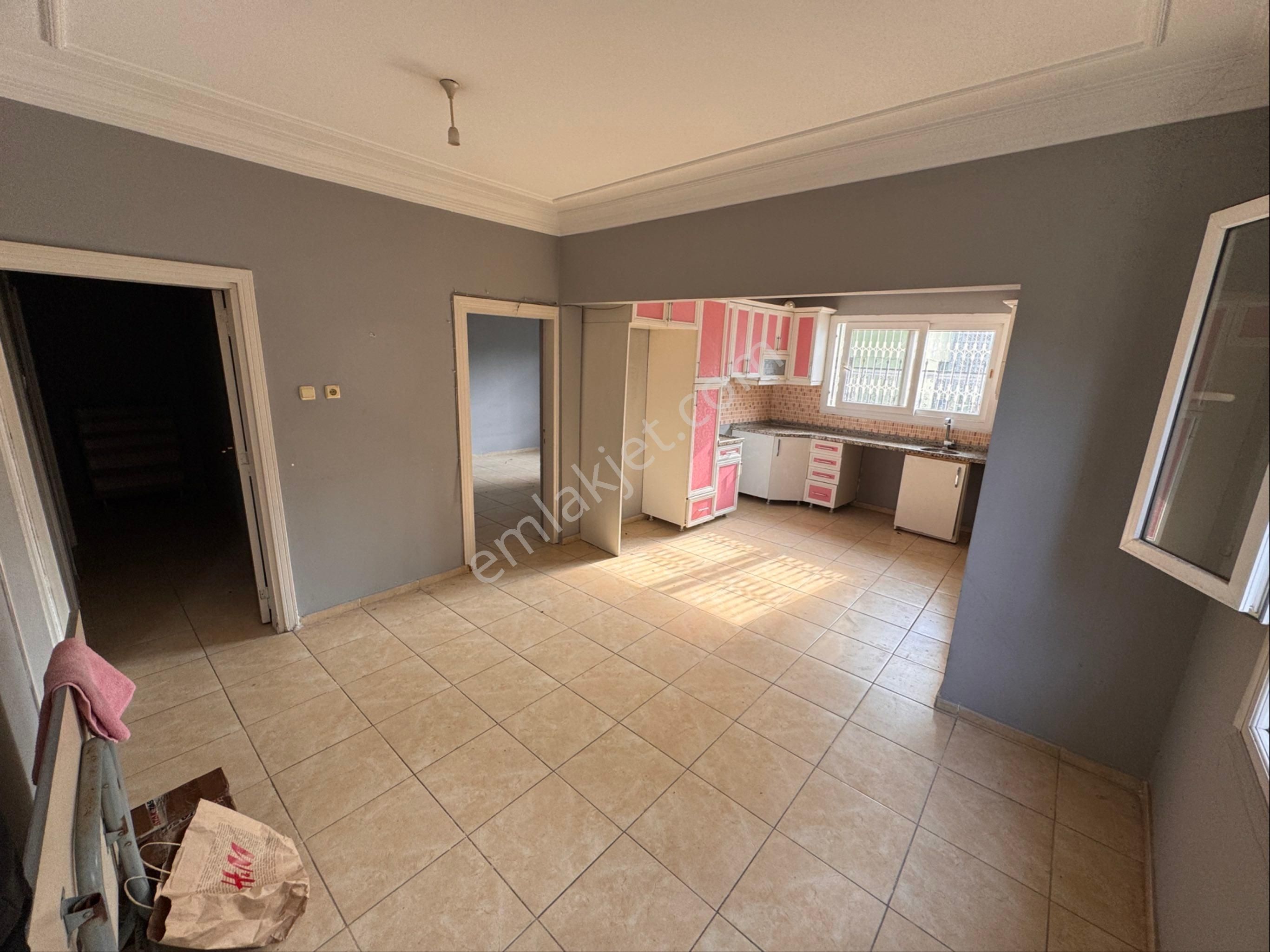 Namık Kemal Mah-giriş Kat-3+1 Kiralık Müstakil Ev - Görsel 6