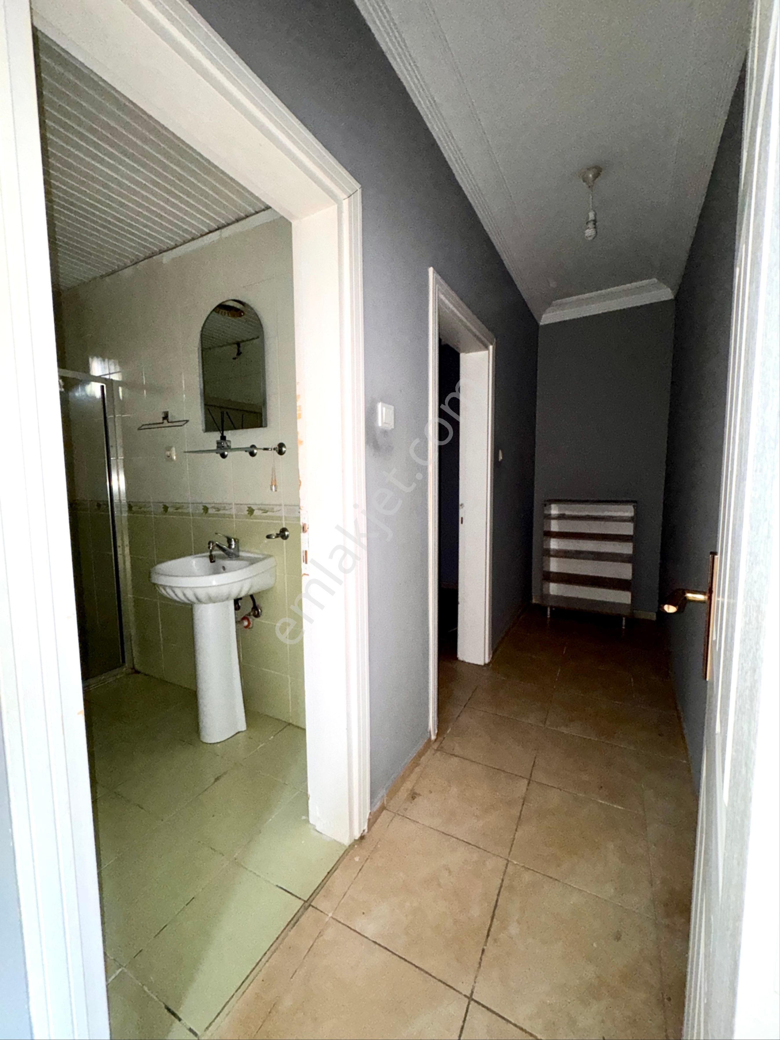 Namık Kemal Mah-giriş Kat-3+1 Kiralık Müstakil Ev - Görsel 20