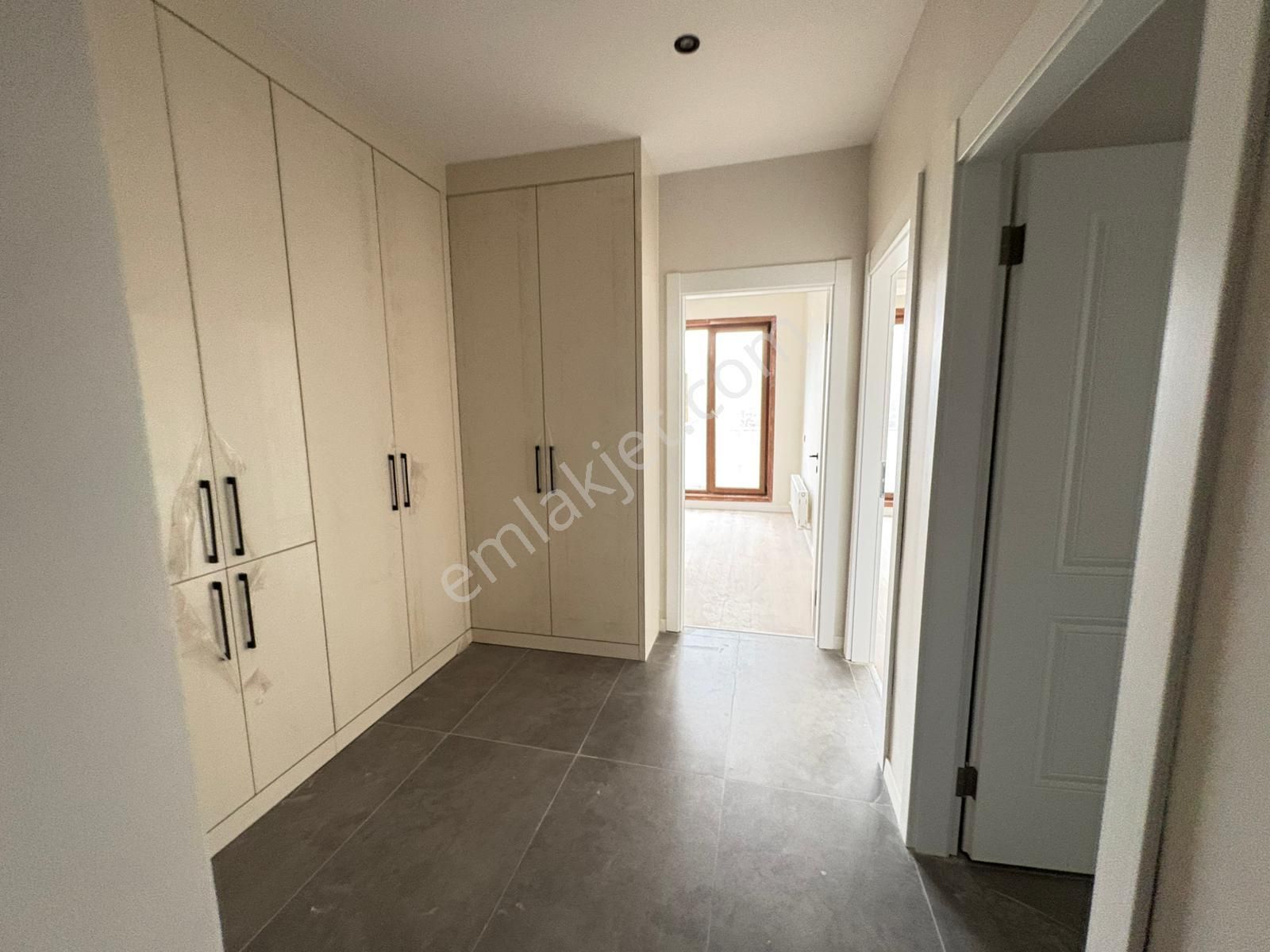 Göraldan 2+1 Dkmen Vadi Manzaralı 3. Kat Konumunda Lüks Yapılı - Görsel 12