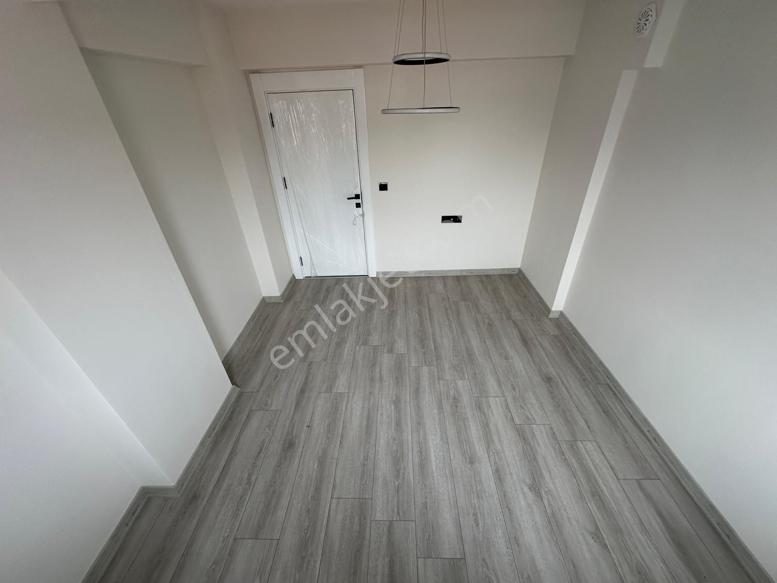 Sincan Yenikentte Satılık 3+1 Sıfır Daire Katta - Görsel 27