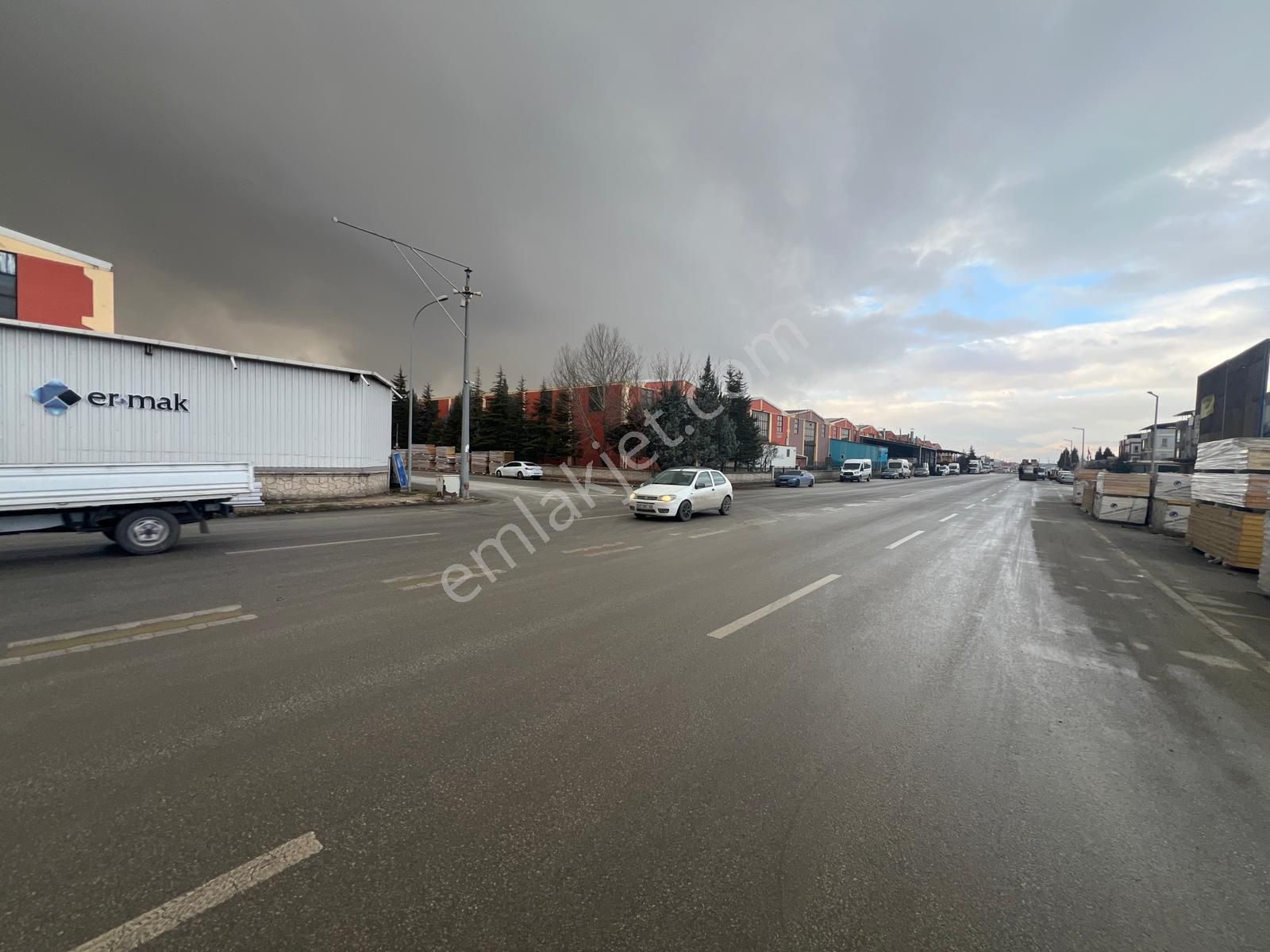 Büsan Sanayide Köşede 3000 M2 Arsa İçinde 1500 Kapalı Satılık Fabrika - Görsel 11