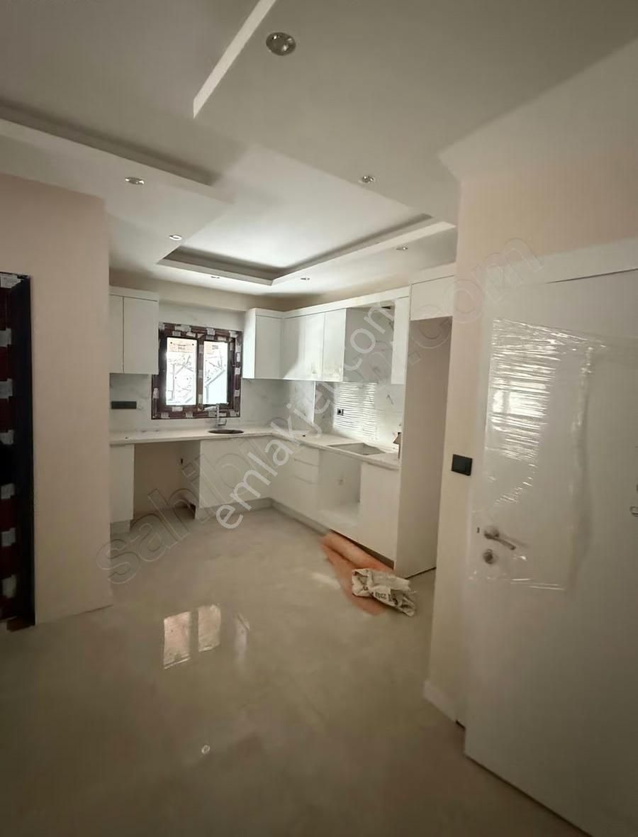 Yenifoça Gencellide Denize Sıfır Arka Villa - Görsel 6