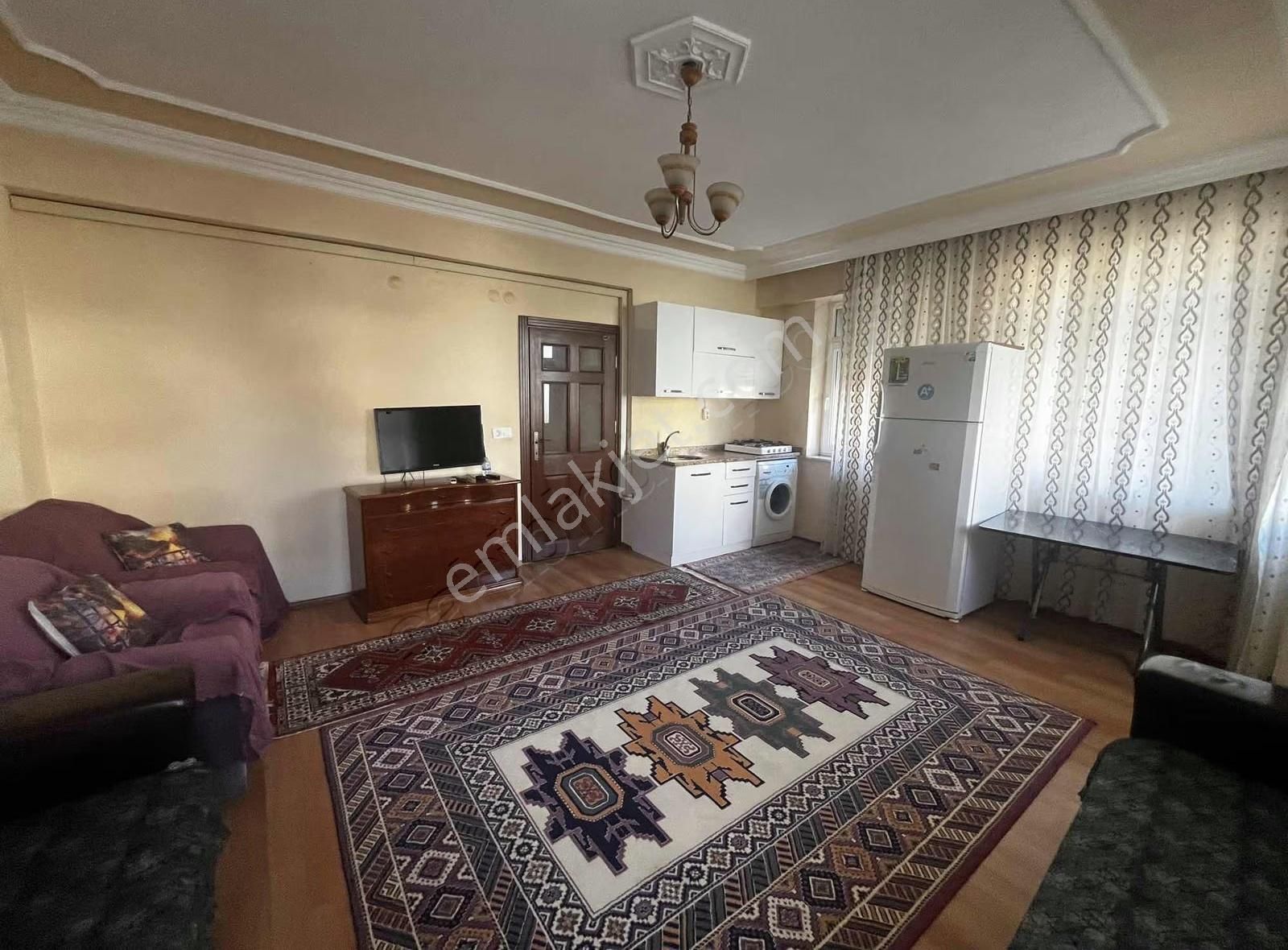 Öz Yıldız Emlaktan 1+1 Eşyalı Kiralık Daire