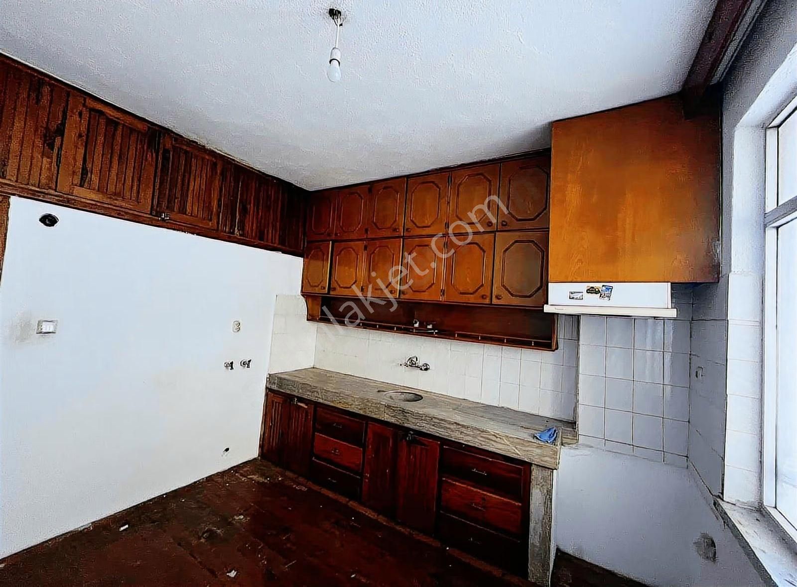 Öz Yıldız Emlaktan Kiralık 2+1 Daire Şelale Mahallesi - Görsel 12