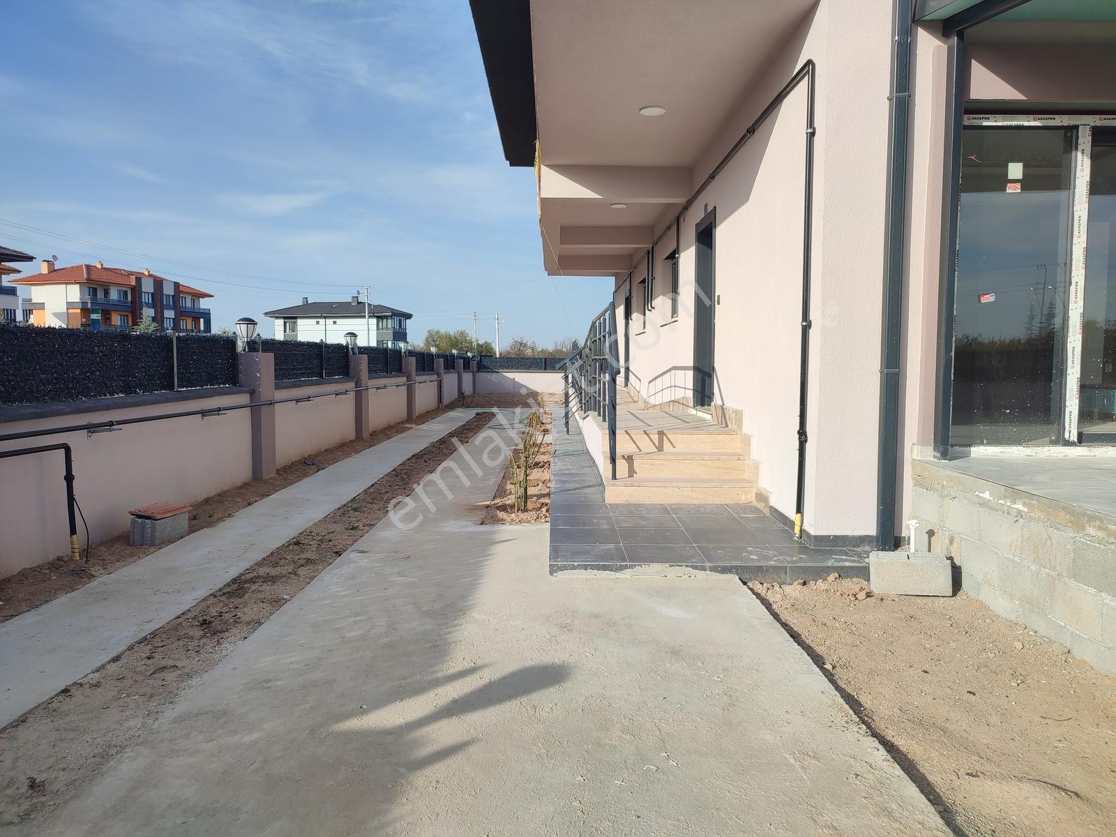 Karaaslanda Lüks 3+1 Butik Villa Site İçi Bahçeli - Görsel 15