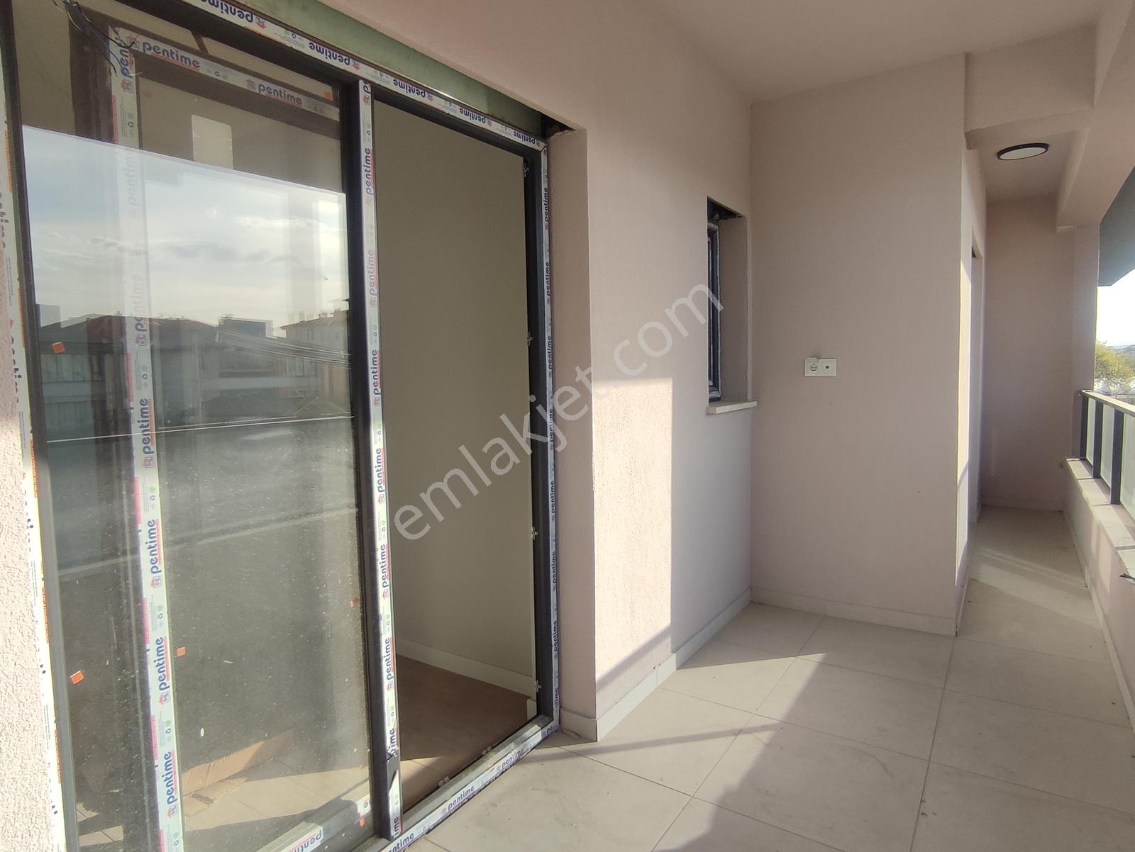 Karaaslanda Lüks 3+1 Butik Villa Site İçi Bahçeli - Görsel 9