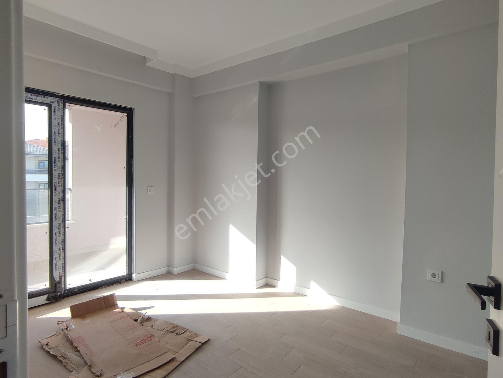 Karaaslanda Lüks 3+1 Butik Villa Site İçi Bahçeli - Görsel 13