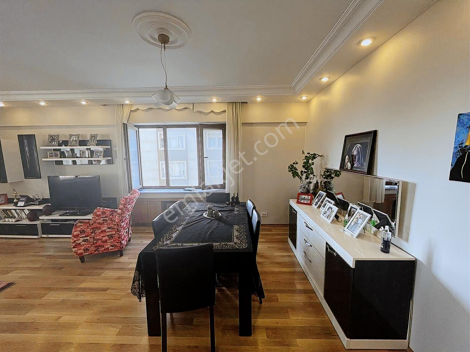 Kartal Yakutlar Sitesi Havuzlu Adalar Manzaralı 3+1 - Görsel 30