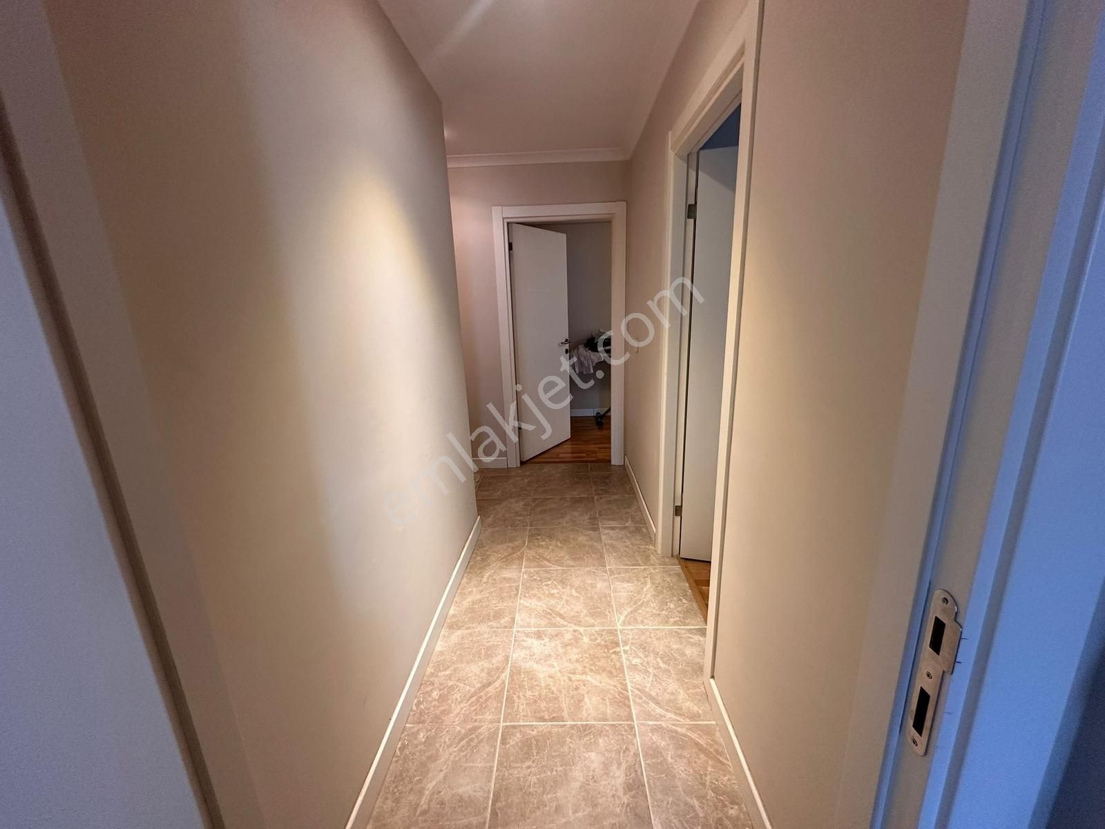 İdealtepe Mah. Merkezi Konum 3+1 Ara Kat Satılık Daire - Görsel 10