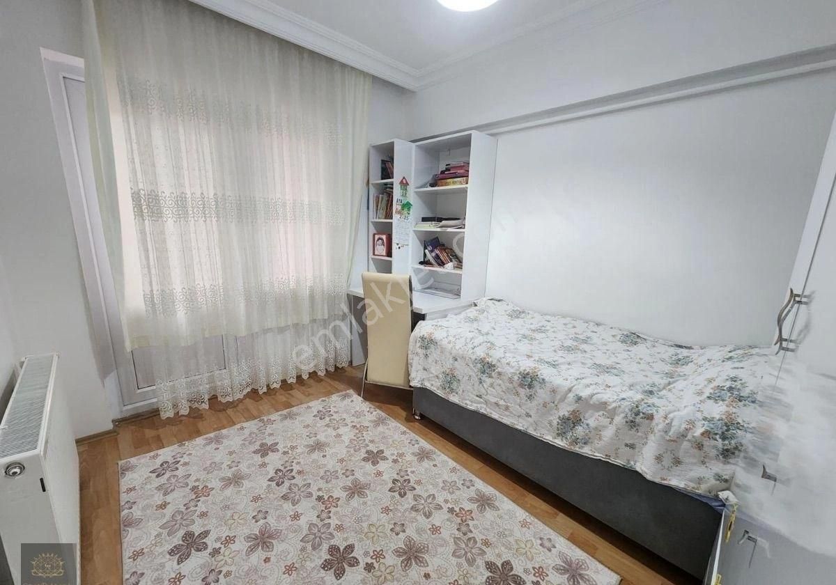 Topçu Mahallesinde 2+1 Kiralık Daire - Görsel 13