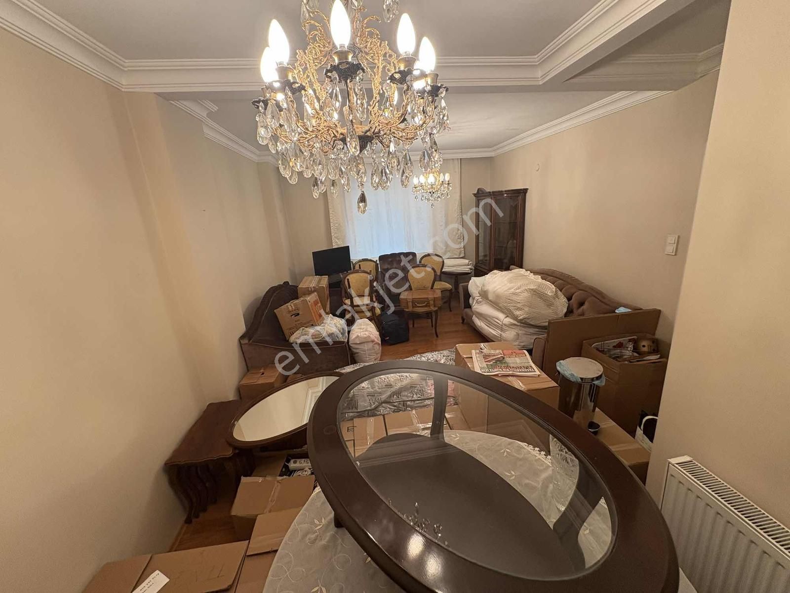 Kerem Kuru'dan Pazarbaşı Mahallesi Kiralık 2.5 +1 Daire - Görsel 3