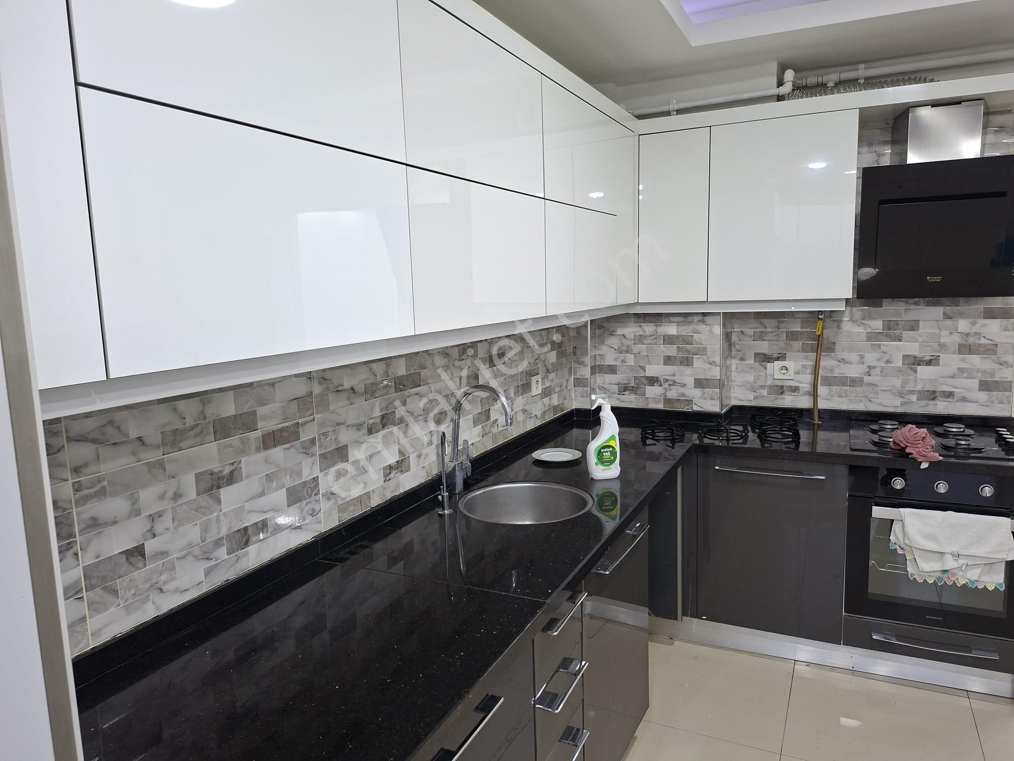 Güneş'ten Şirinyer Pazar Yeri Karşısı 3+1 125m Asansör 4.kat - Görsel 4