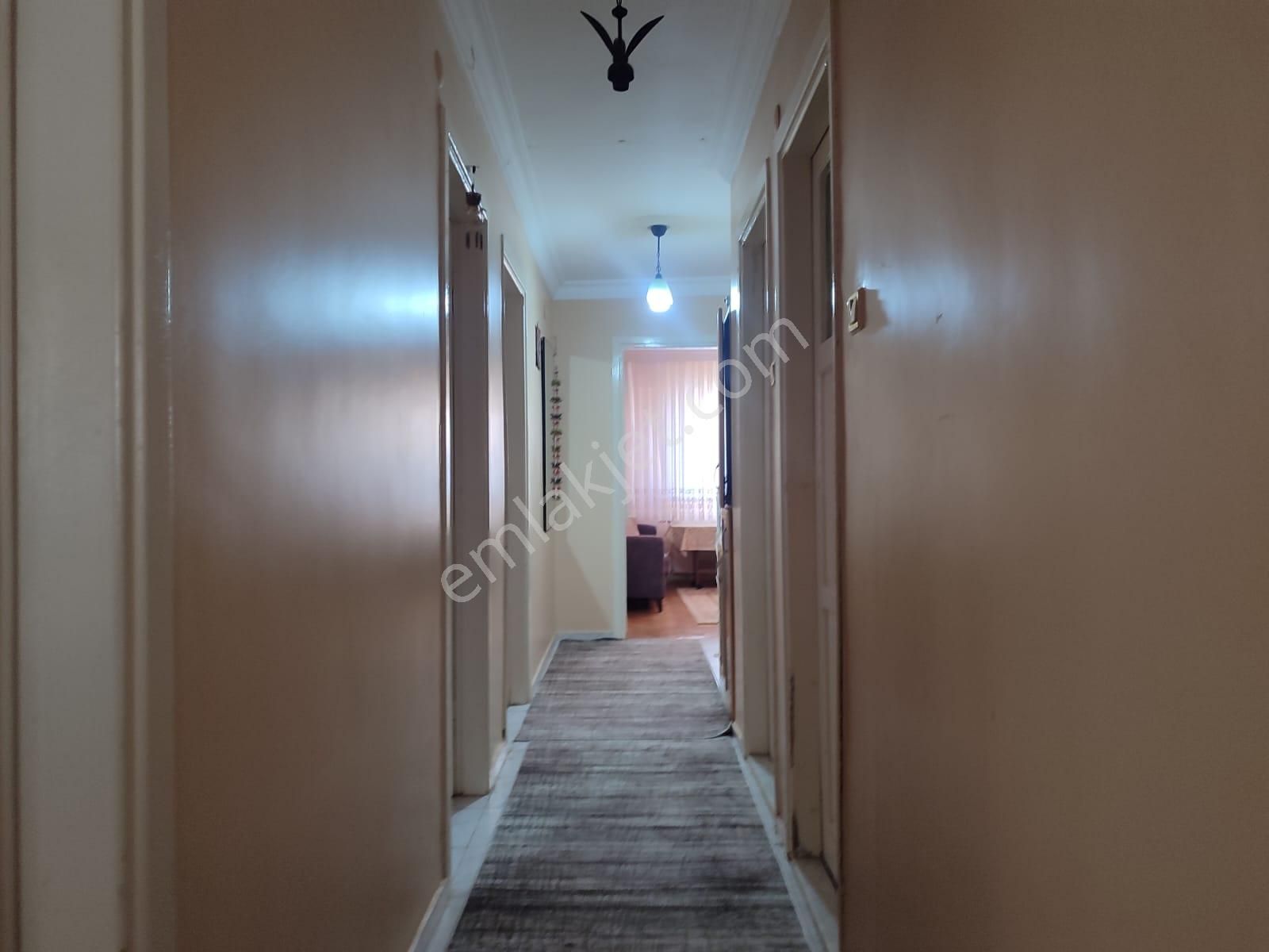 Onur Mh. Köşe Konumda Engelli Asansörlü Otoparklı 3+1 Ara Kat Daire - Görsel 18