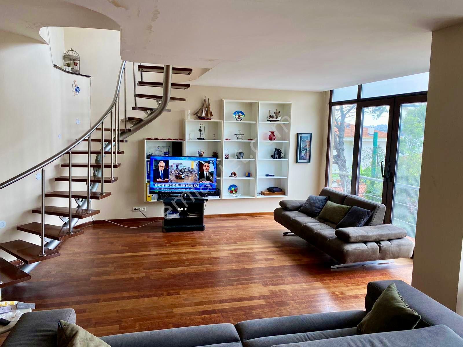 Beylerbeyi Sahil 'de Boğaz Manzaralı 3+1 Kiralık Yol Yalısı Dairesi - Görsel 3