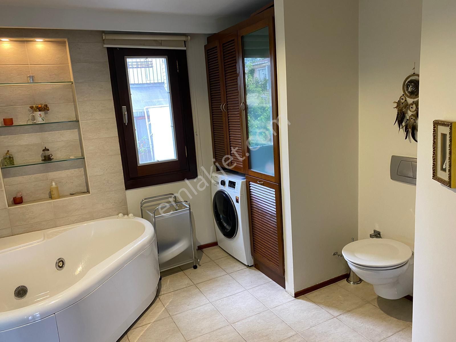 Beylerbeyi Sahil 'de Boğaz Manzaralı 3+1 Kiralık Yol Yalısı Dairesi - Görsel 9