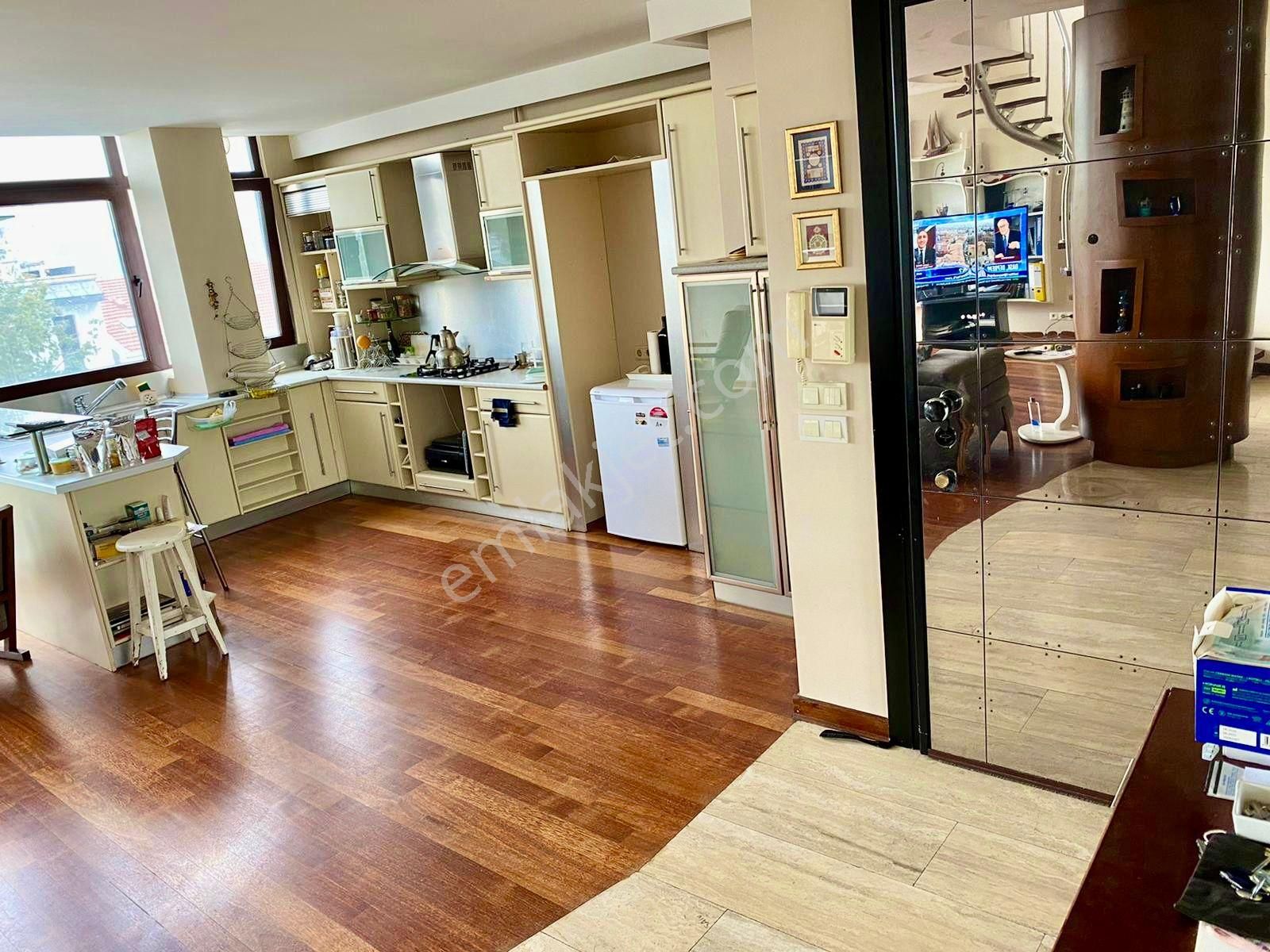 Beylerbeyi Sahil 'de Boğaz Manzaralı 3+1 Kiralık Yol Yalısı Dairesi - Görsel 5