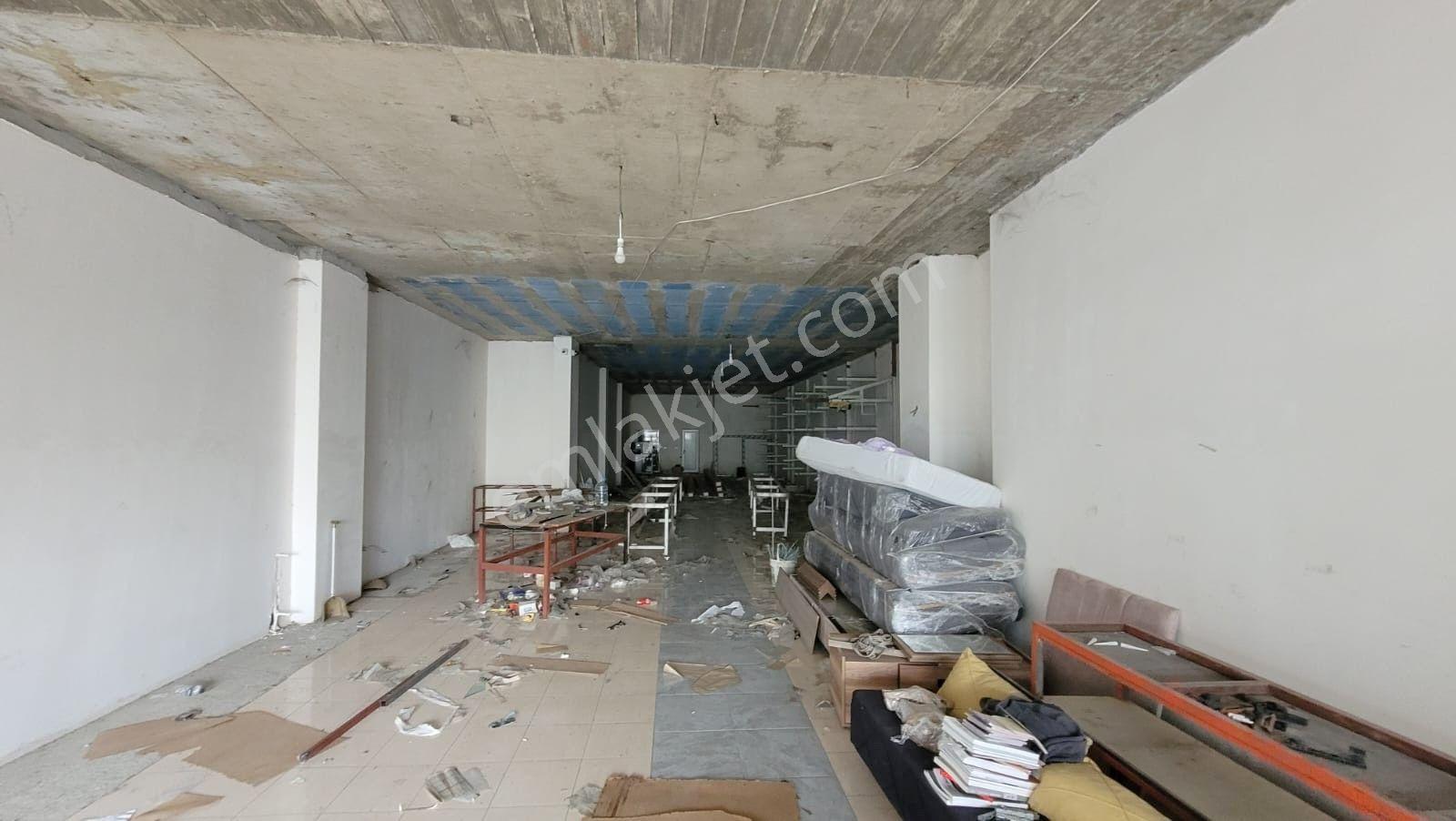 Akman'dan Ön Cephe İşlek Konumda Satılık 240 M2 Dükkan - Görsel 20