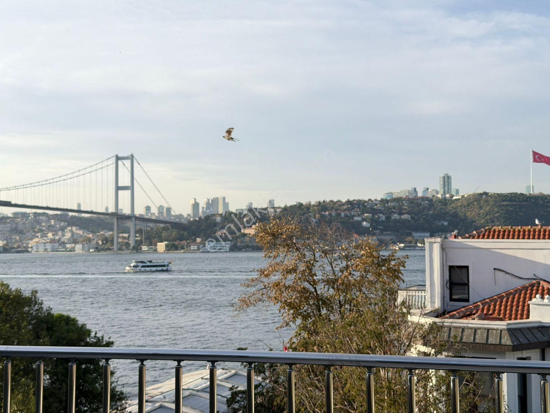 Beylerbeyi Sahil 'de Eşyalı 1+1 Kiralık Yol Yalısı Dairesi - Görsel 2