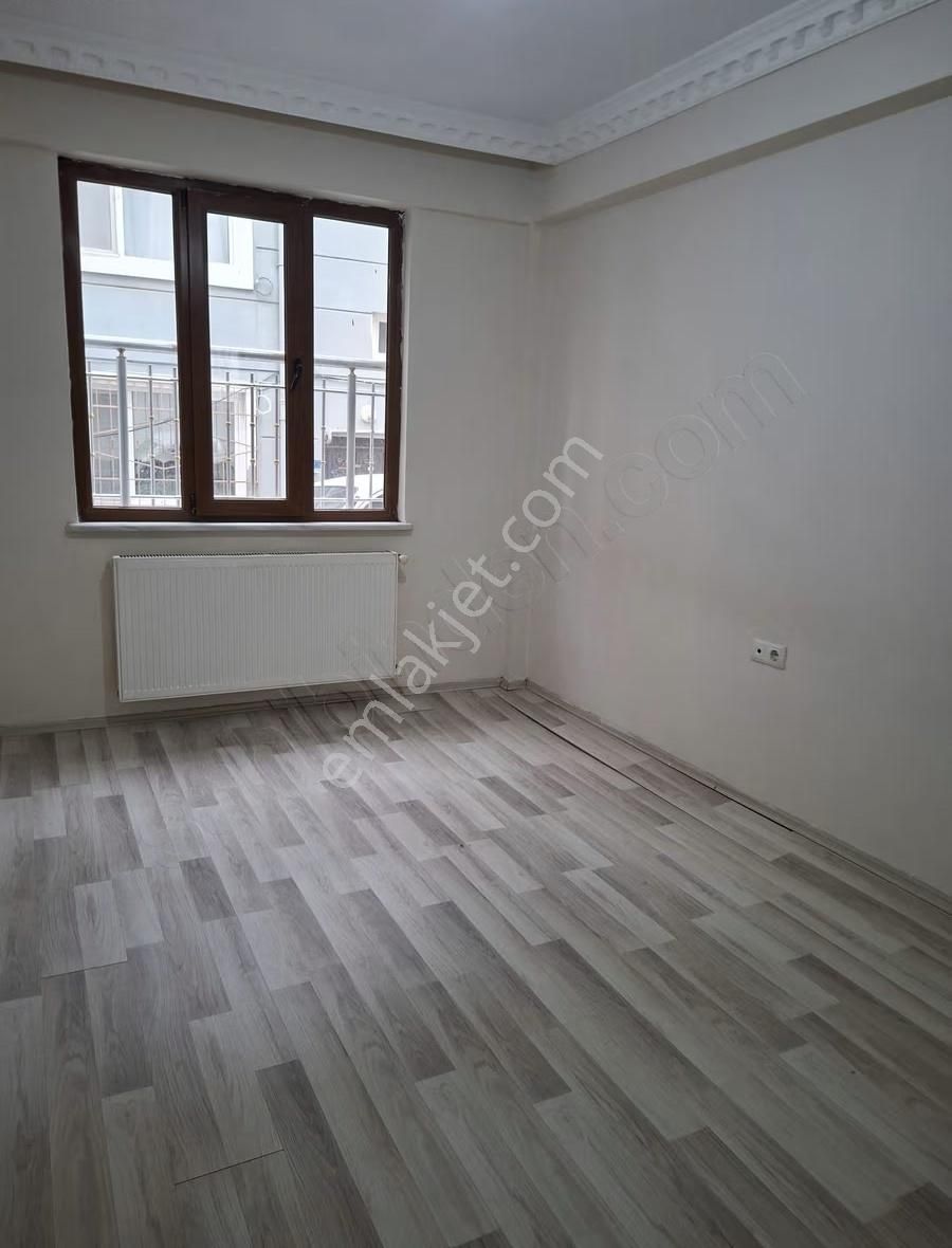 Zafer Mahallesi Geniş Yeni Merkezi Kiralık Daire -artvin Emlak- - Görsel 23