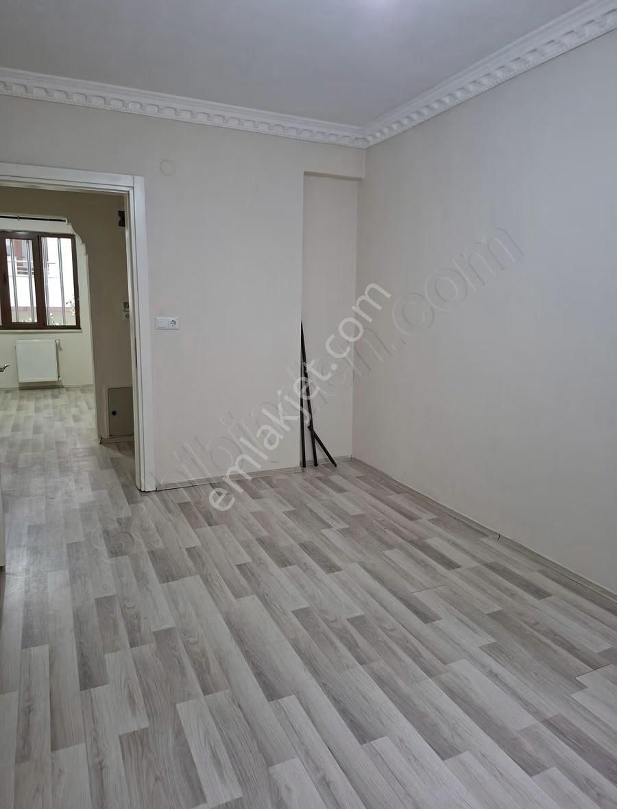 Zafer Mahallesi Geniş Yeni Merkezi Kiralık Daire -artvin Emlak- - Görsel 12