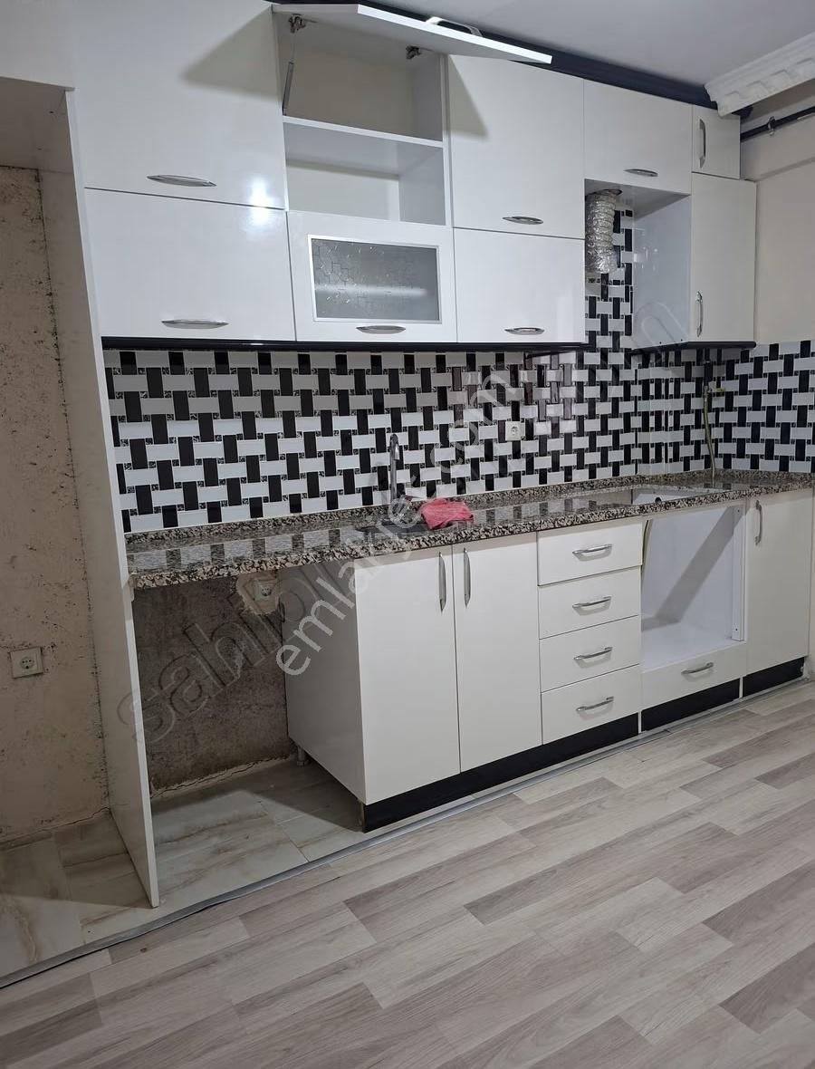 Zafer Mahallesi Geniş Yeni Merkezi Kiralık Daire -artvin Emlak- - Görsel 2