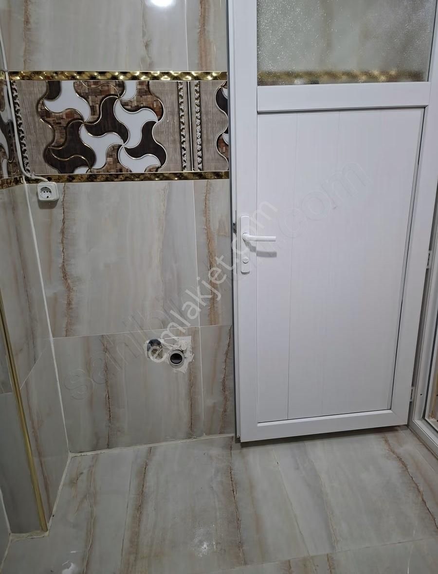 Zafer Mahallesi Geniş Yeni Merkezi Kiralık Daire -artvin Emlak- - Görsel 13