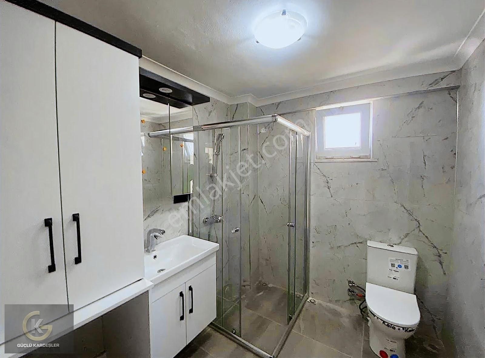 Güçlü Kardeşler Denize 100 Metre Manzaralı Yenilenmiş 2+1 Daire - Görsel 22