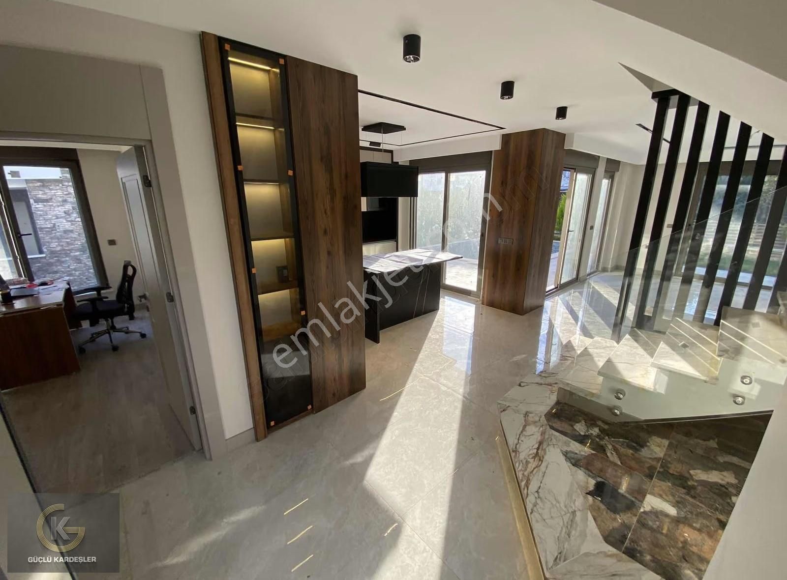 Güçlü Kardeşler Küçükkuyuda Özel Mimari Havuzlu Lüks Villalar - Görsel 2