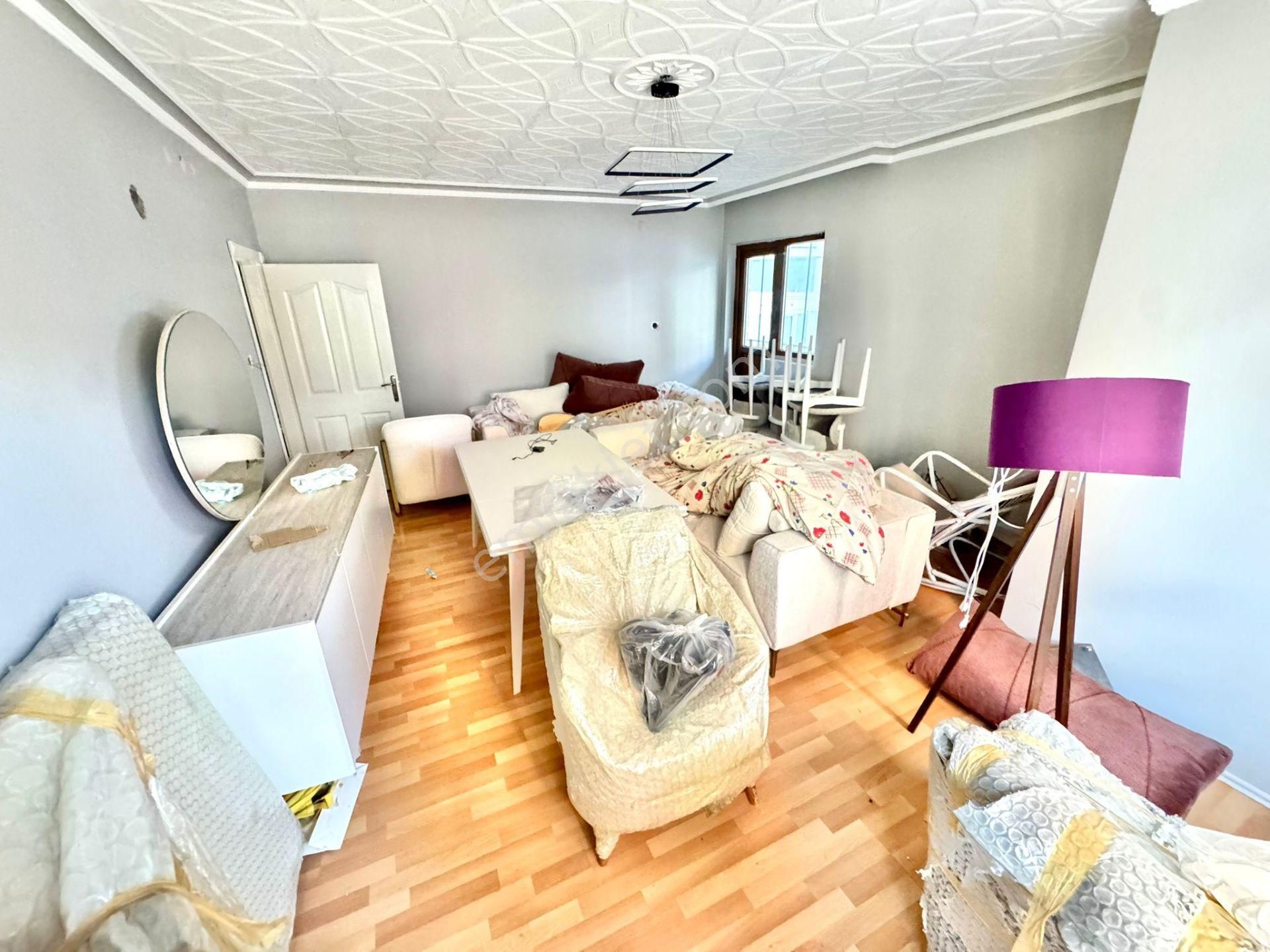 Mamak - Ekin Mahallesinde Ara Katta, Çift Balkonlu 3+1 Satılık Daire !!!