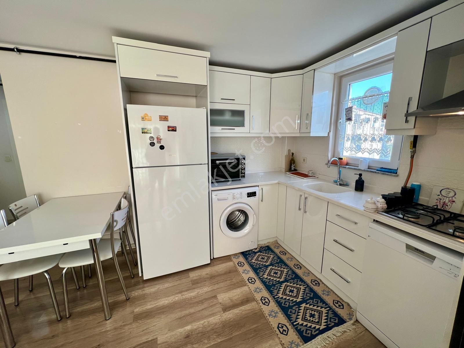 Aras Emlaktan Bahçelievler Mah. Mehmetçik Cad. Kiralık 1+1 Eşyalı Daire - Görsel 5