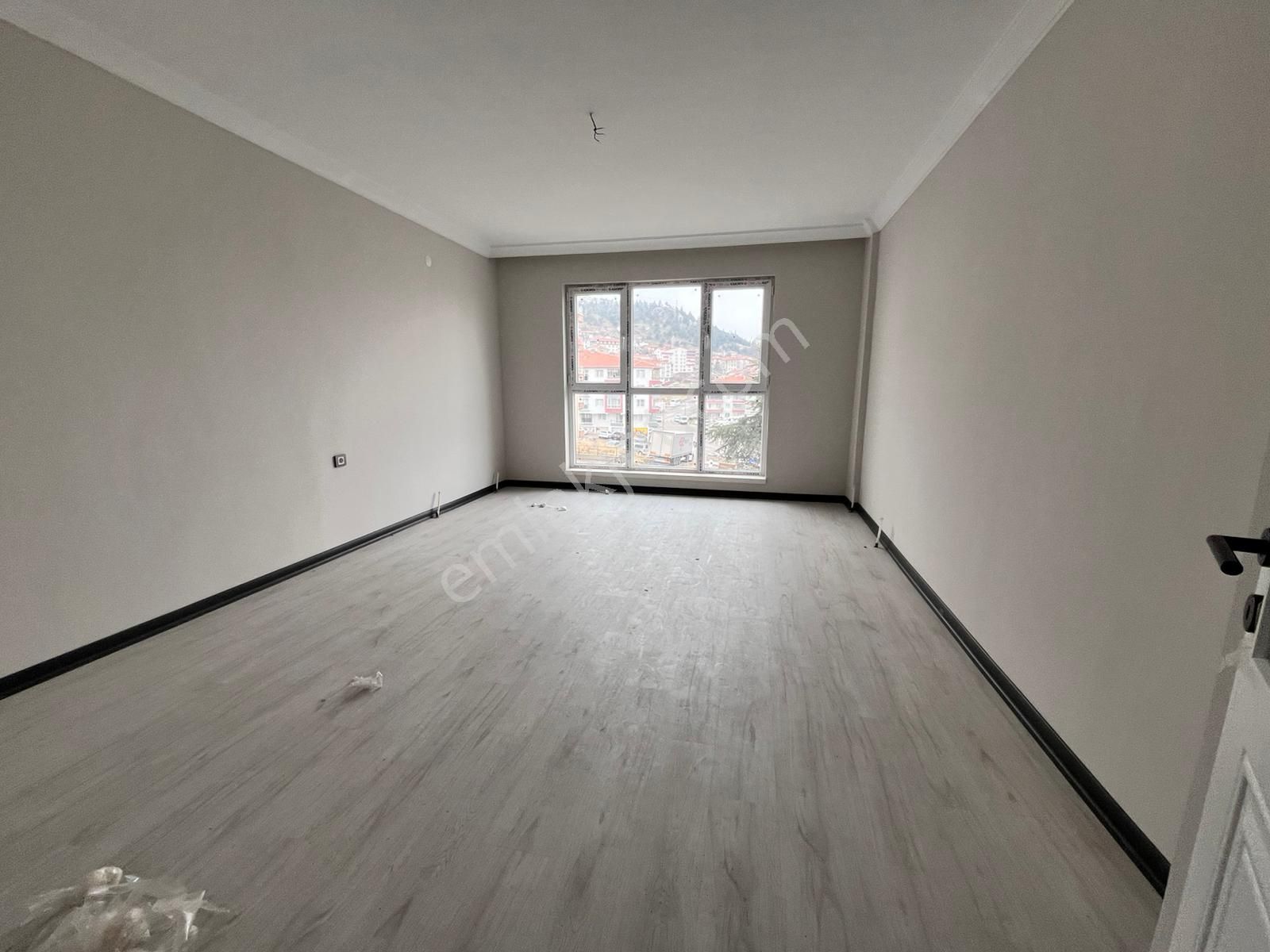 Mamak-başak Mahallesinde Asansörlü Full Yapılı 3+1 2.katta Satılık Sıfır Daire !! - Görsel 8