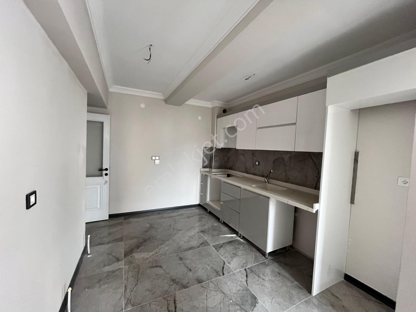 Mamak-başak Mahallesinde Asansörlü Full Yapılı 3+1 2.katta Satılık Sıfır Daire !! - Görsel 4