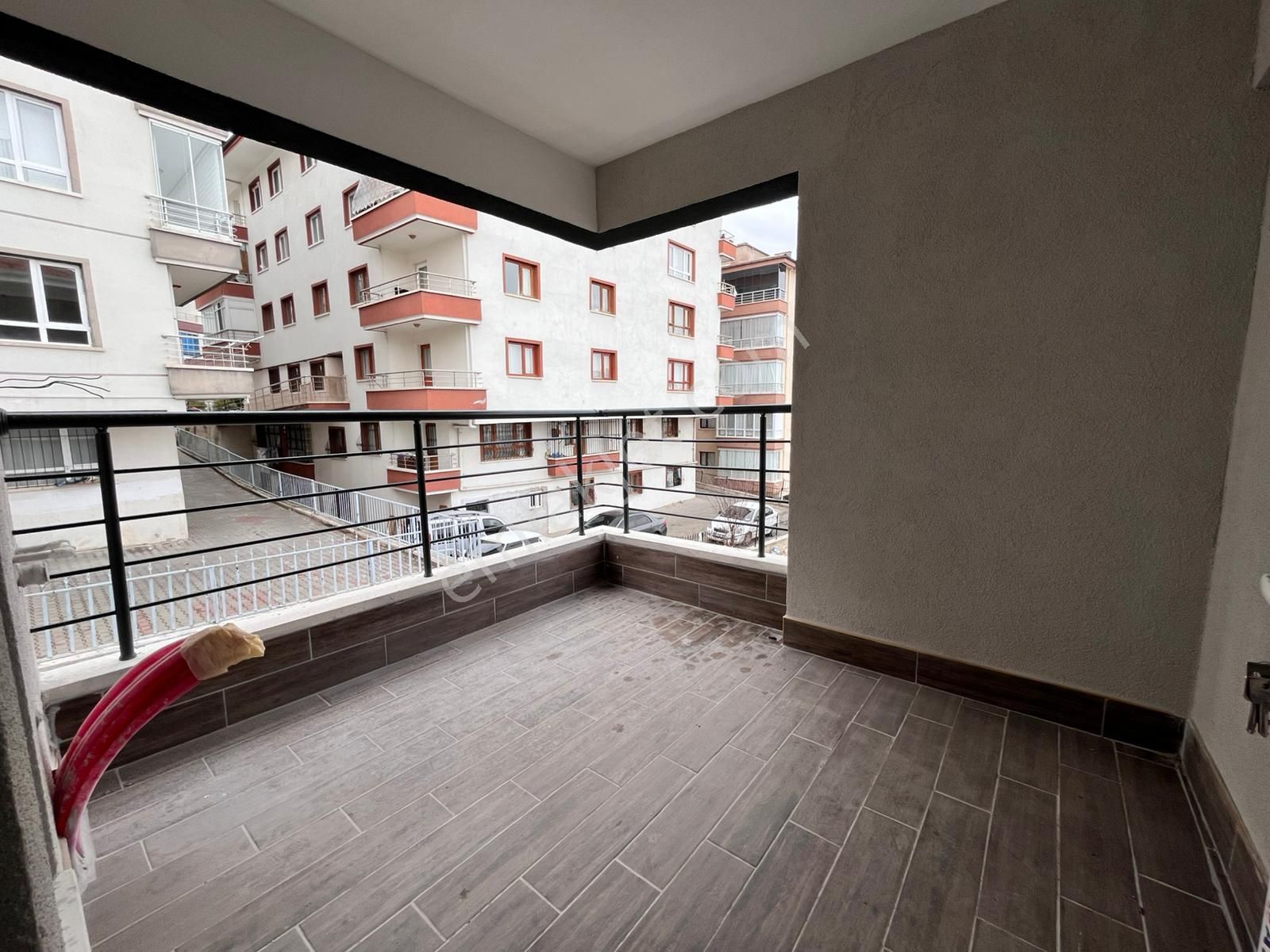 Mamak-başak Mahallesinde Asansörlü Full Yapılı 3+1 2.katta Satılık Sıfır Daire !! - Görsel 14