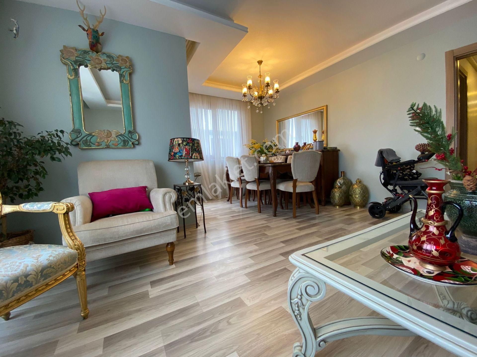 Altıntepede 5 Yıllık Binada Minibüse 1 Dk Geniş M2 3+1 - Görsel 3